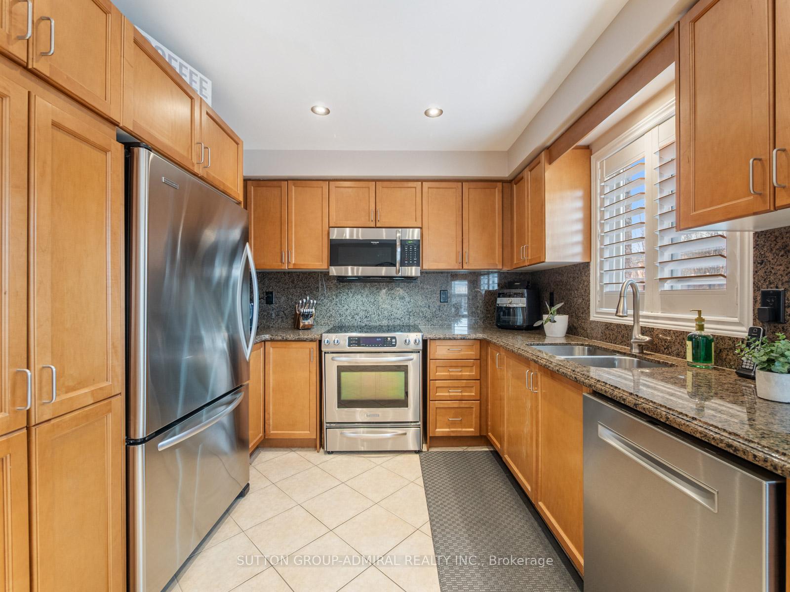 Photo 11 of 59 Orion Avenue, Vaughan, Vellore Village — HOMEH