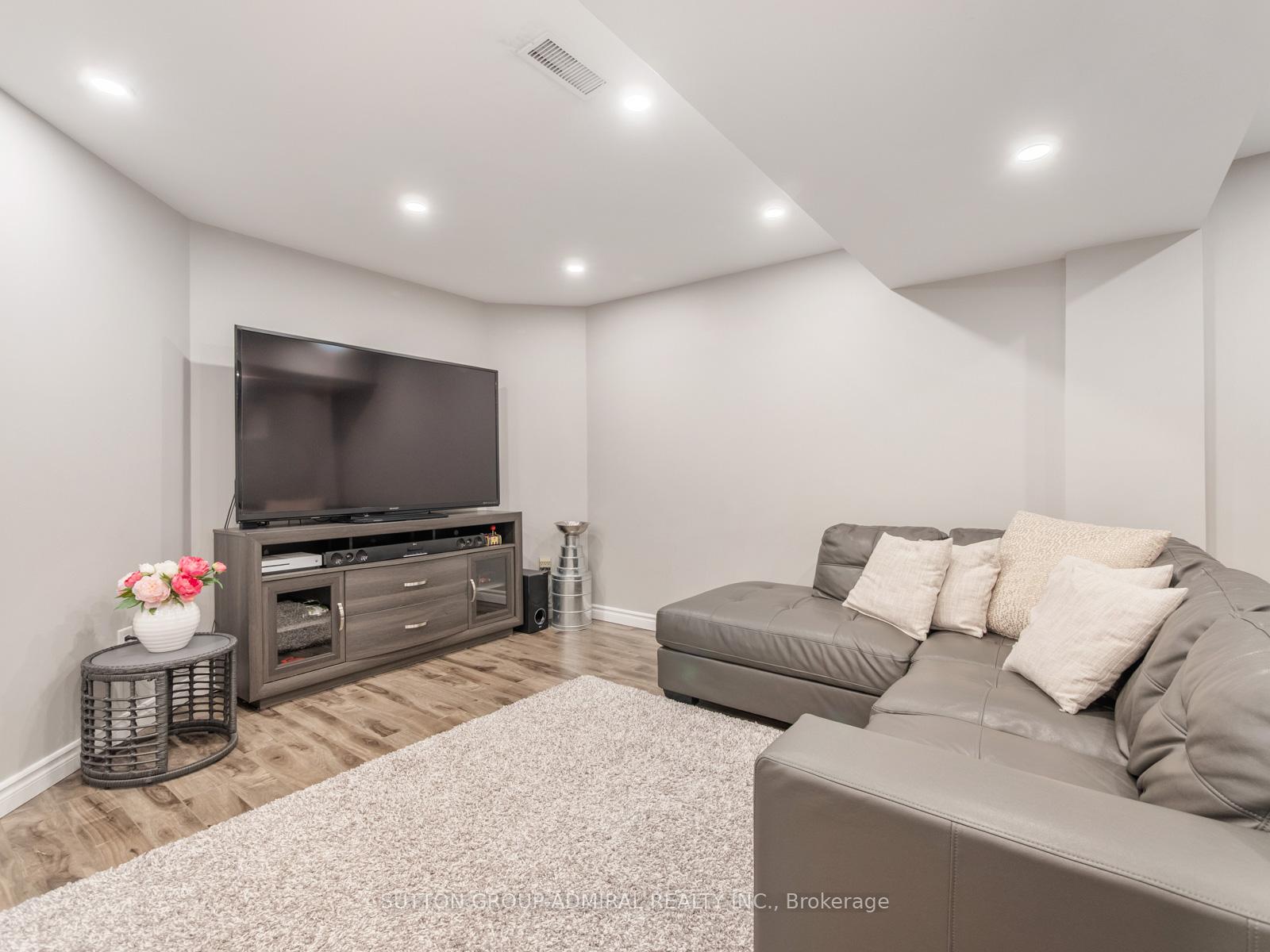 Photo 31 of 59 Orion Avenue, Vaughan, Vellore Village — HOMEH