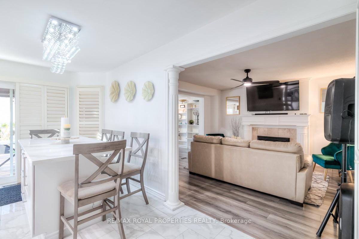 Photo 6 of 47 Butterfield Crescent, Whitby, Rolling Acres — HOMEH