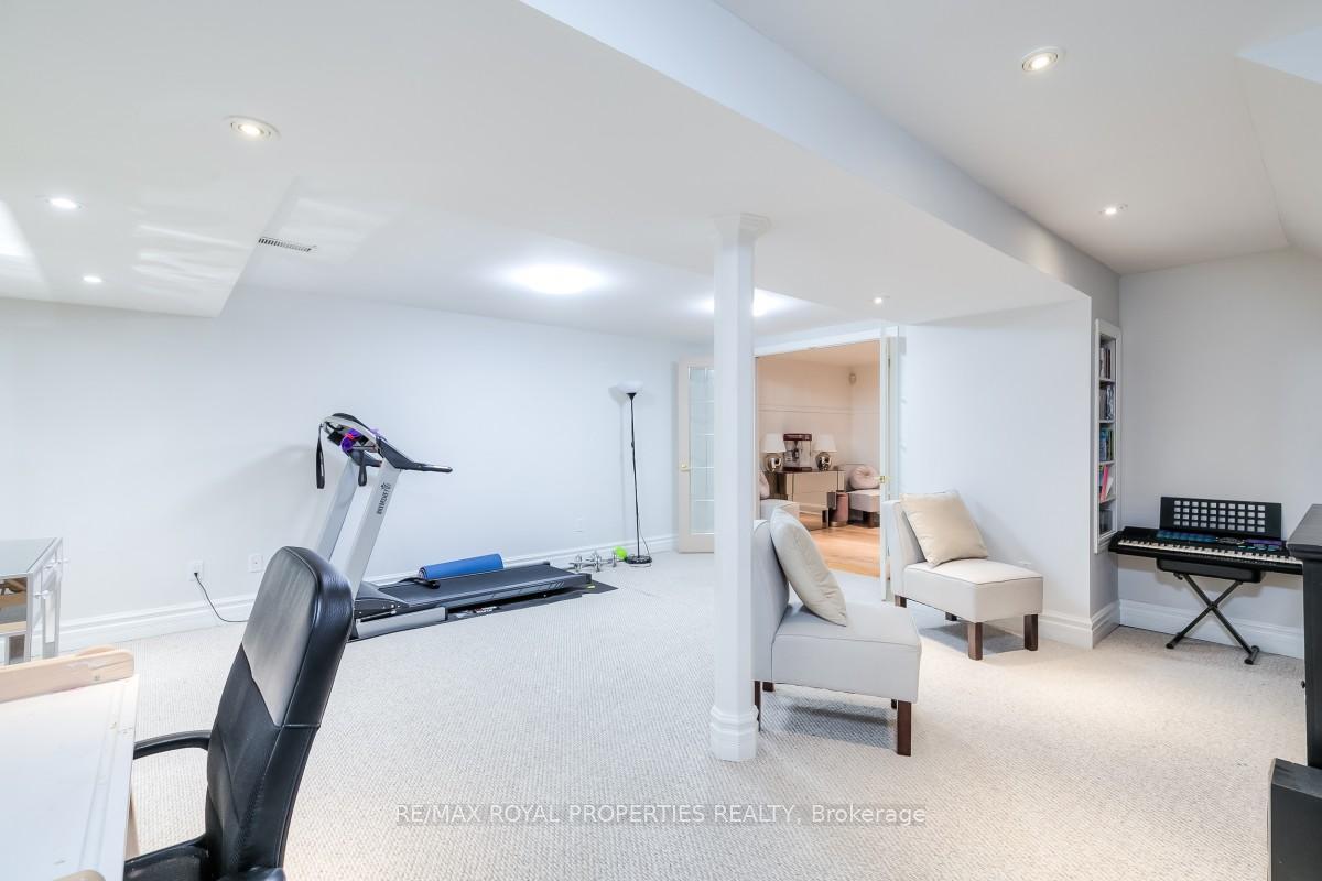 Photo 30 of 47 Butterfield Crescent, Whitby, Rolling Acres — HOMEH
