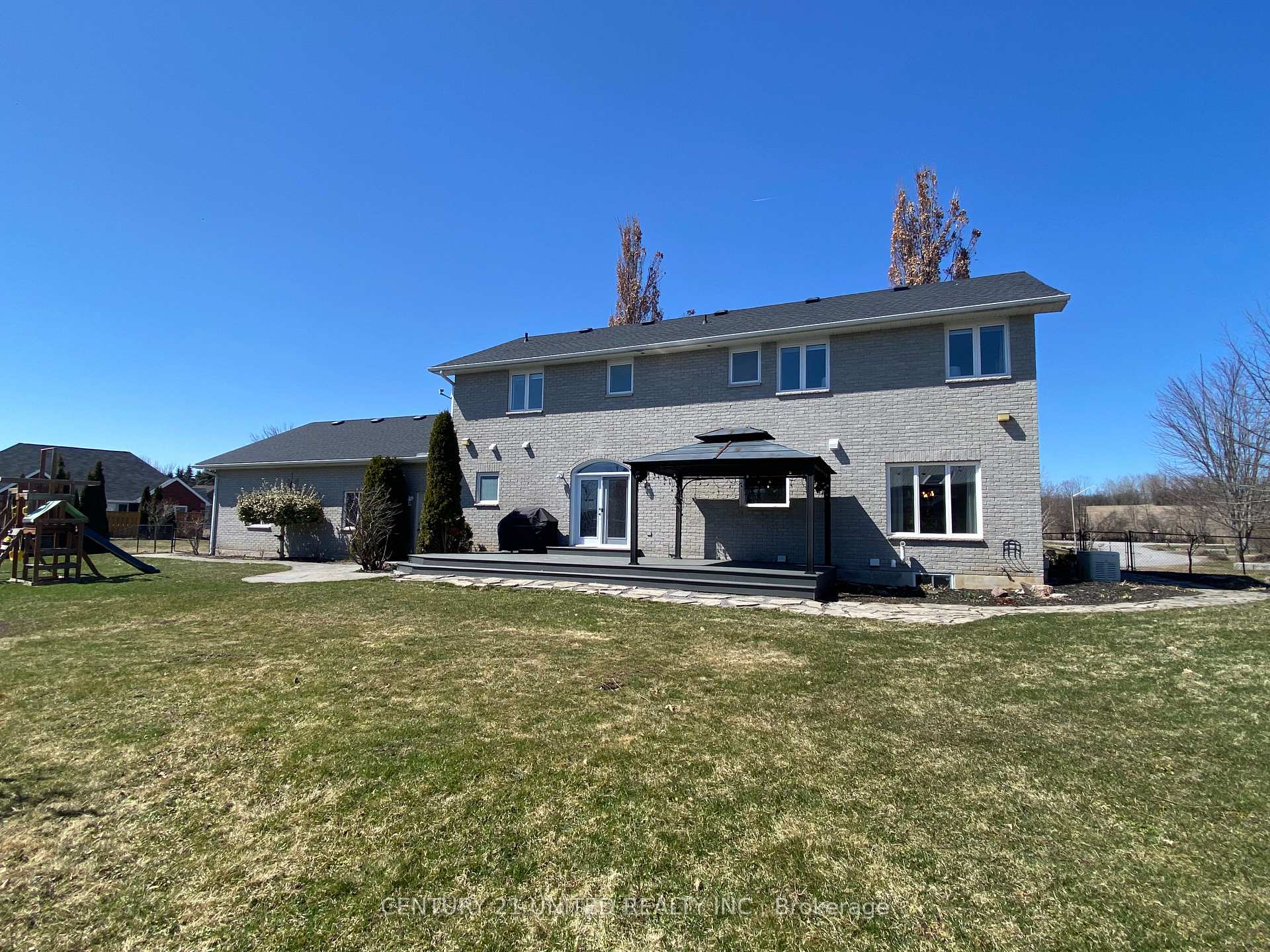 Photo 3 of 550 Naish Drive, Peterborough, Ashburnham Ward 4 — HOMEH
