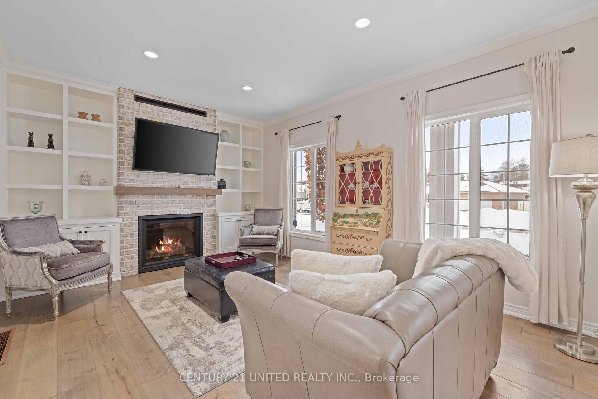 Photo 6 of 550 Naish Drive, Peterborough, Ashburnham Ward 4 — HOMEH