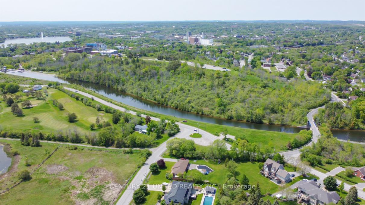 Photo 30 of 550 Naish Drive, Peterborough, Ashburnham Ward 4 — HOMEH