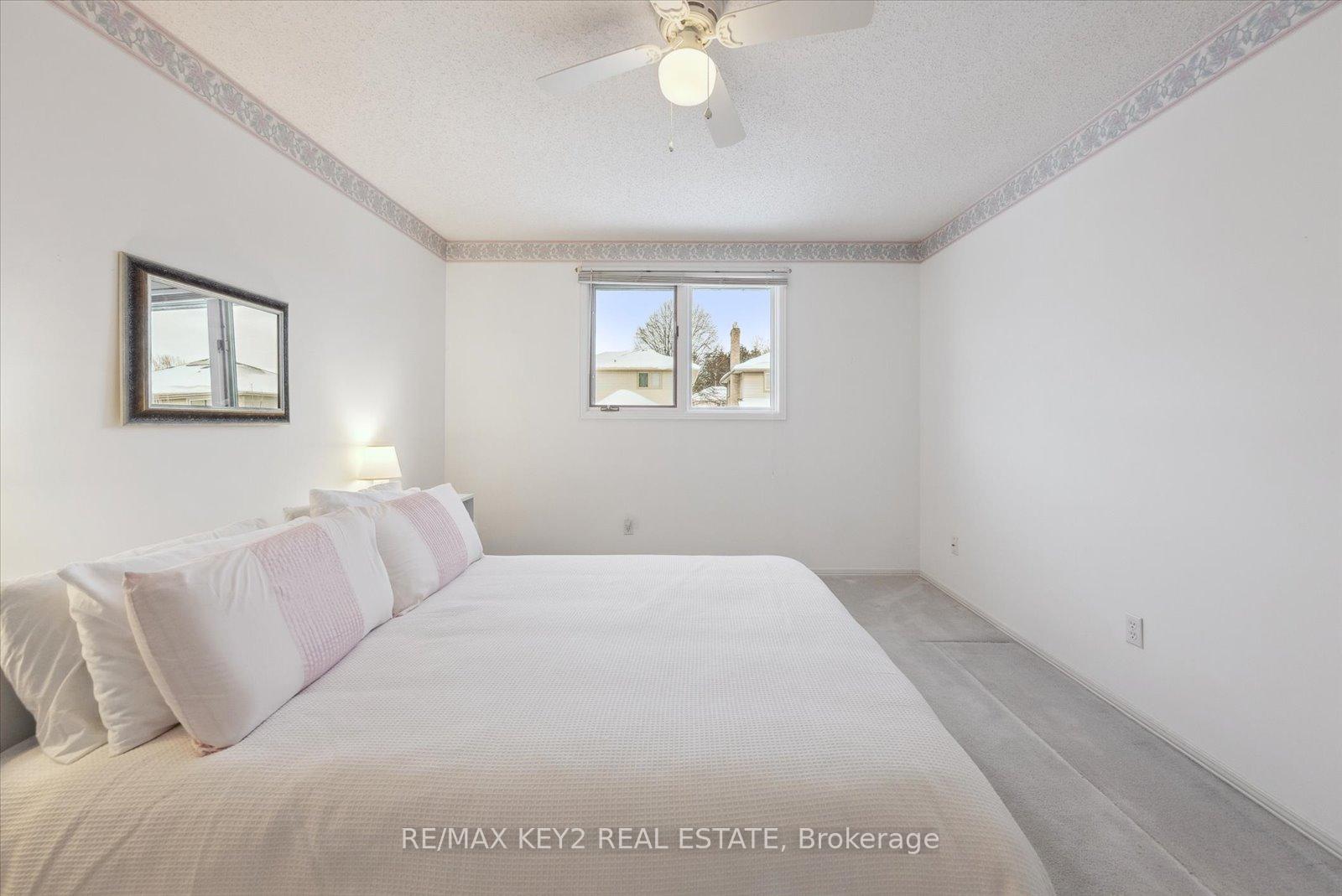 Photo 28 of 911 Peggoty Circle, Oshawa, Eastdale — HOMEH