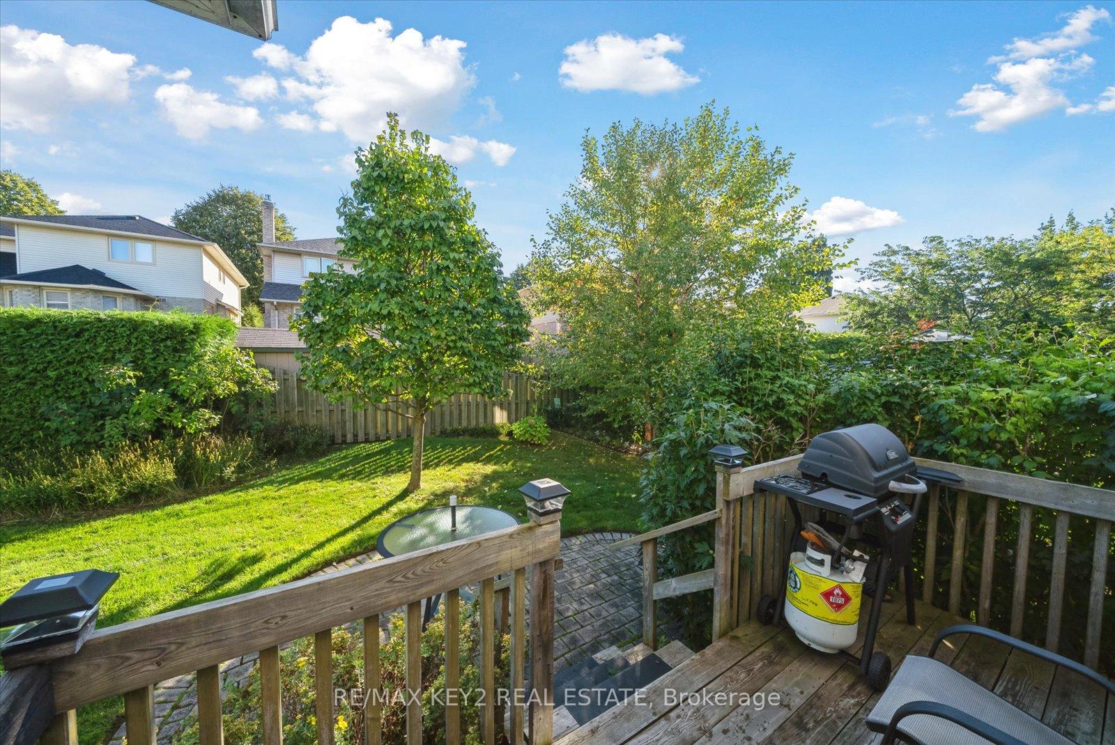Photo 36 of 911 Peggoty Circle, Oshawa, Eastdale — HOMEH