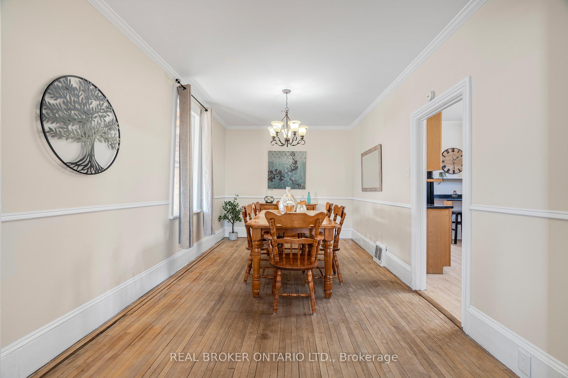 Photo 11 of 232 Harrington Street, Arnprior — HOMEH