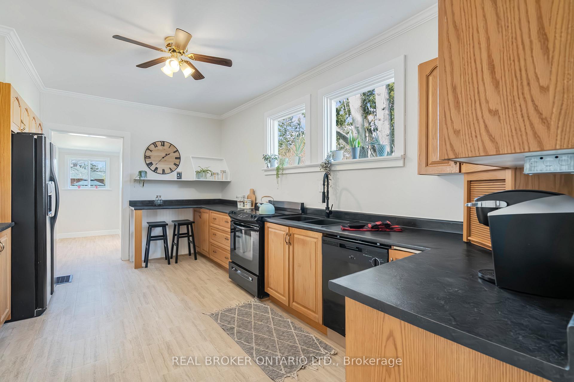 Photo 14 of 232 Harrington Street, Arnprior — HOMEH