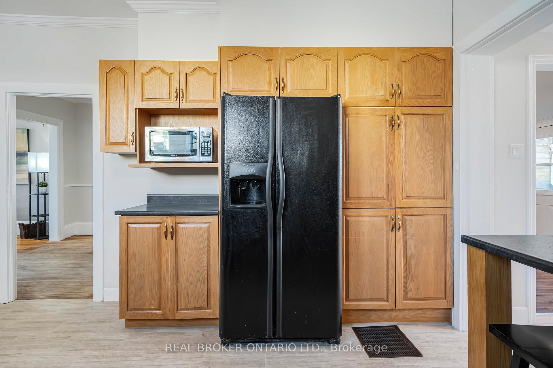 Photo 18 of 232 Harrington Street, Arnprior — HOMEH