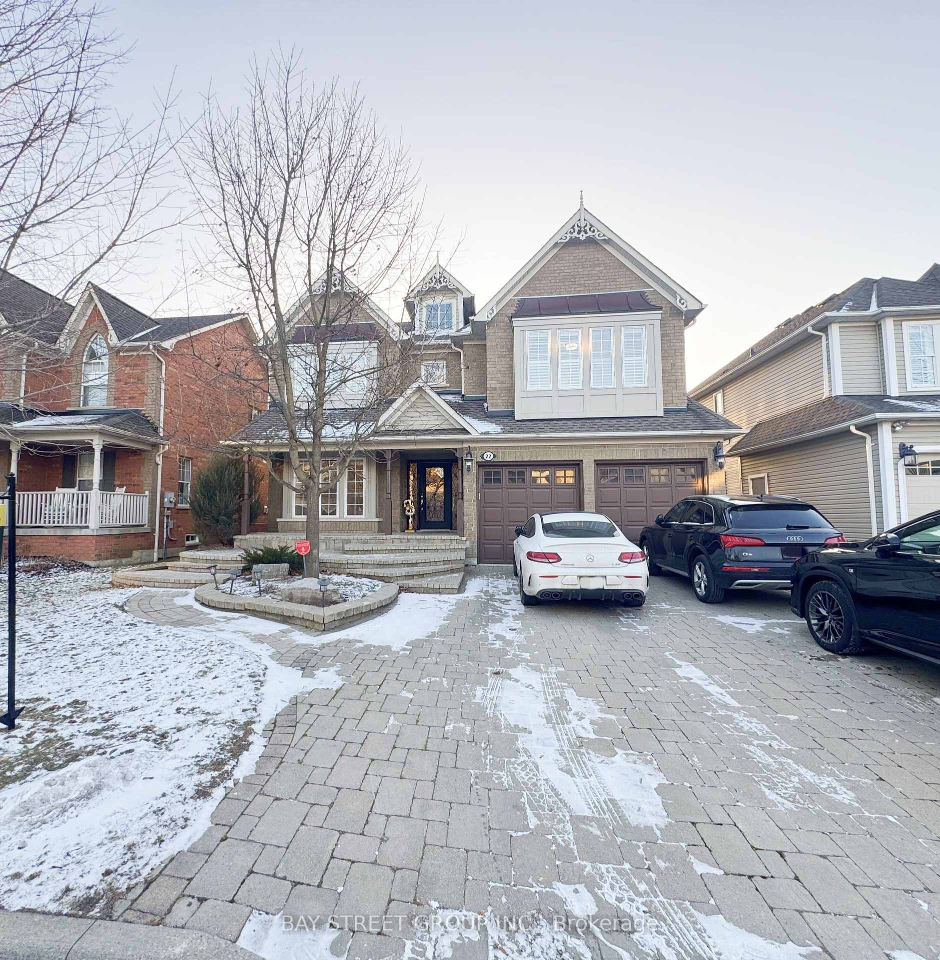 Photo 1 of 22 Hanson Crescent, Whitby, Brooklin — HOMEH