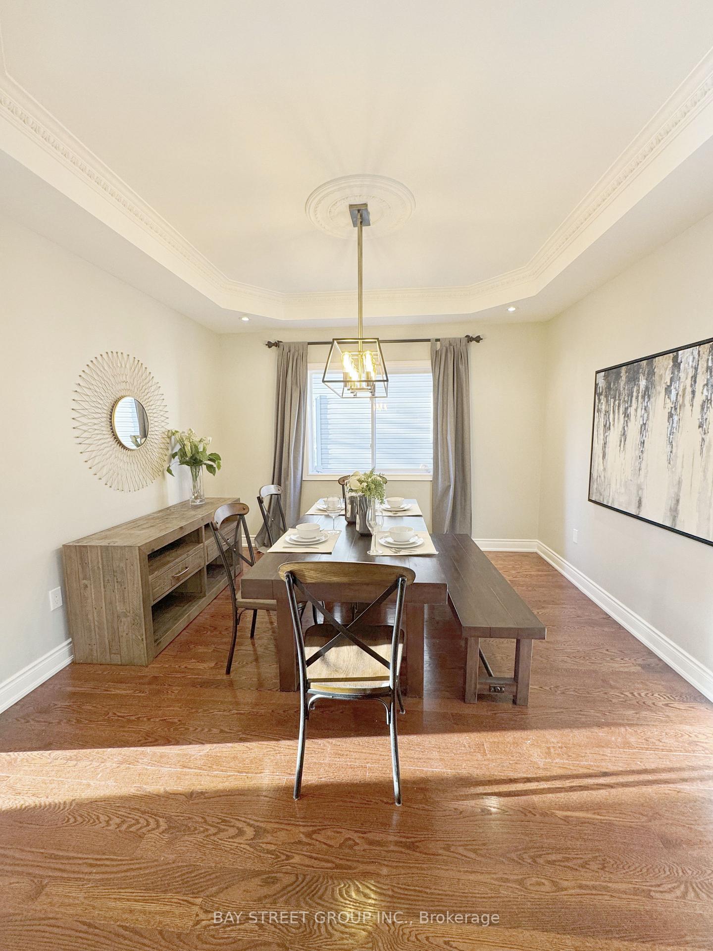Photo 7 of 22 Hanson Crescent, Whitby, Brooklin — HOMEH