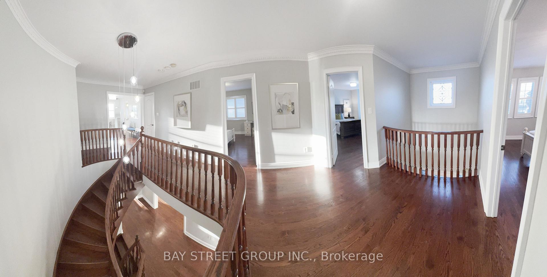 Photo 8 of 22 Hanson Crescent, Whitby, Brooklin — HOMEH