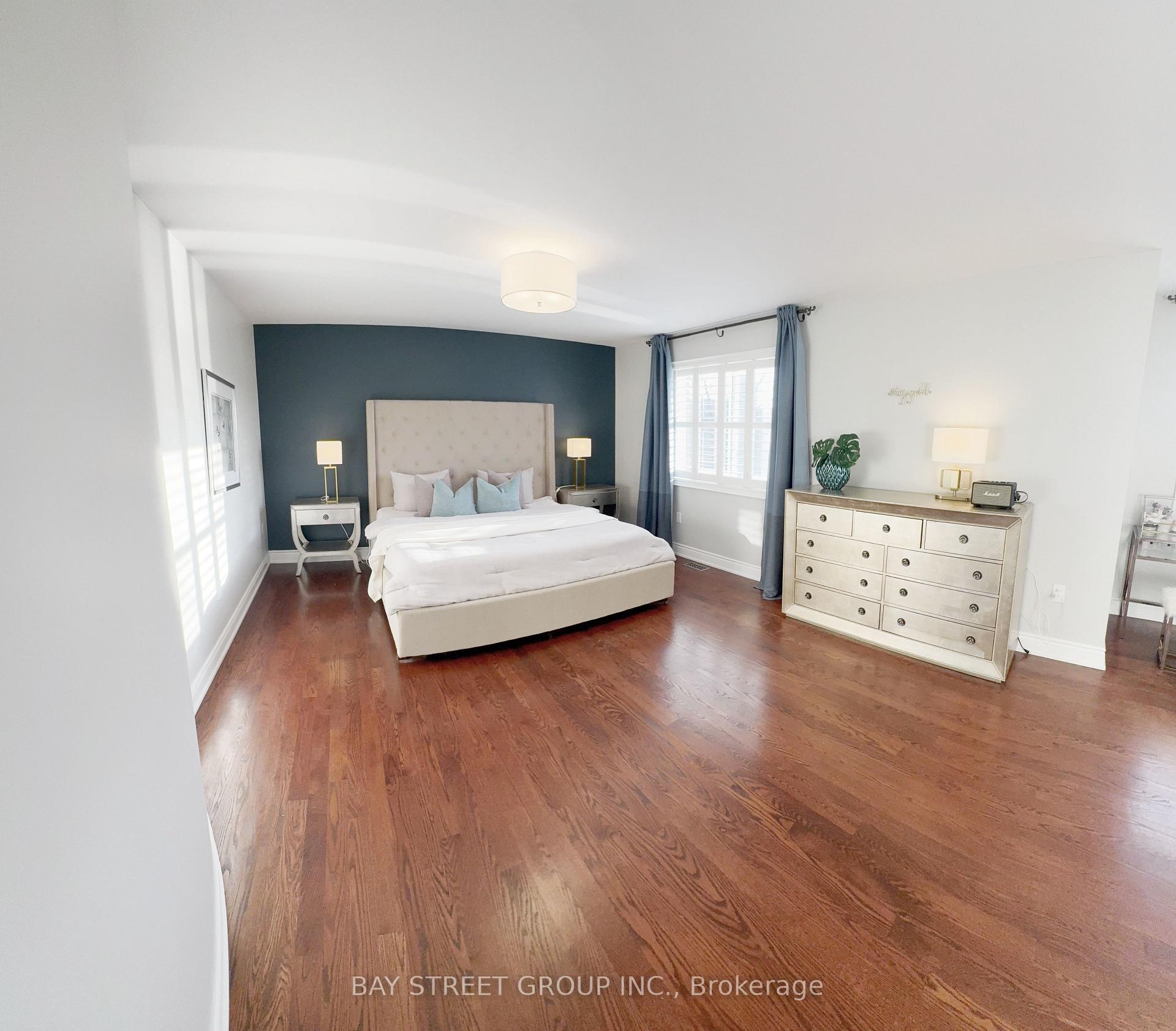 Photo 11 of 22 Hanson Crescent, Whitby, Brooklin — HOMEH
