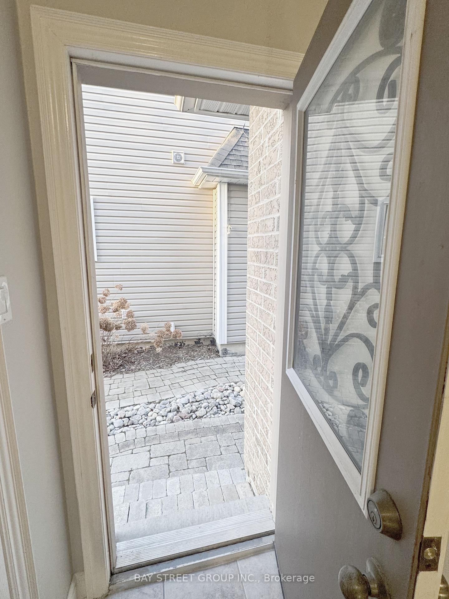 Photo 29 of 22 Hanson Crescent, Whitby, Brooklin — HOMEH