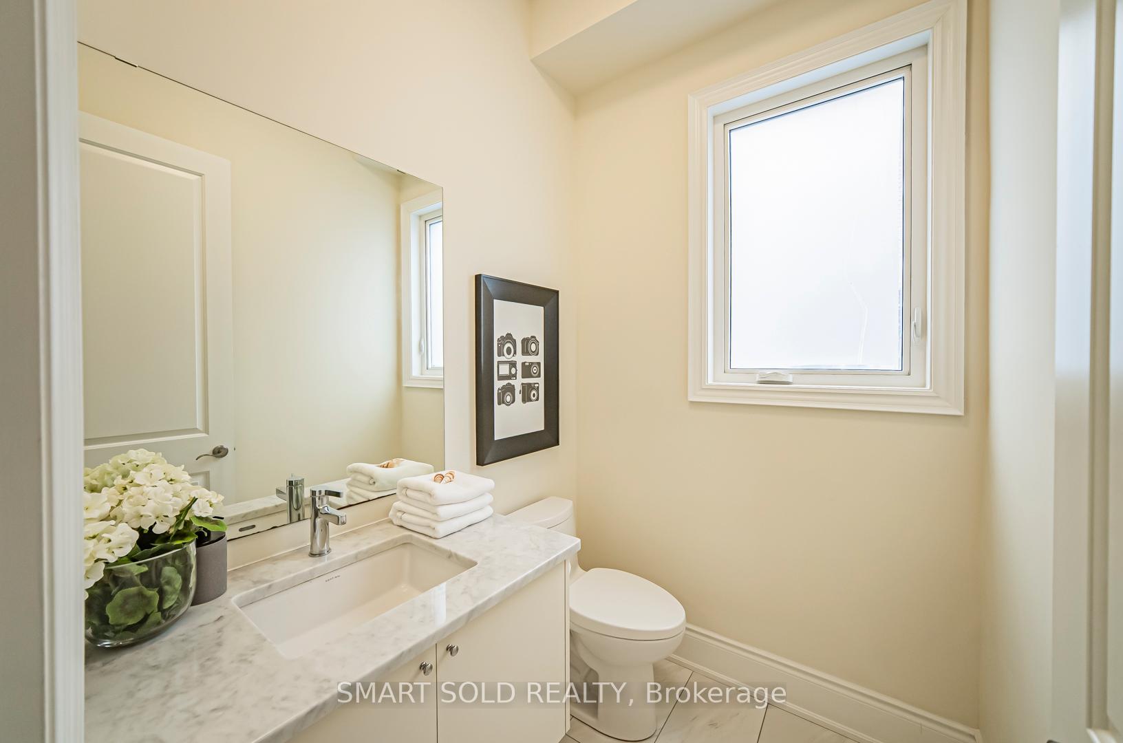 Photo 28 of 57 Kentbridge Way, Vaughan, Patterson — HOMEH