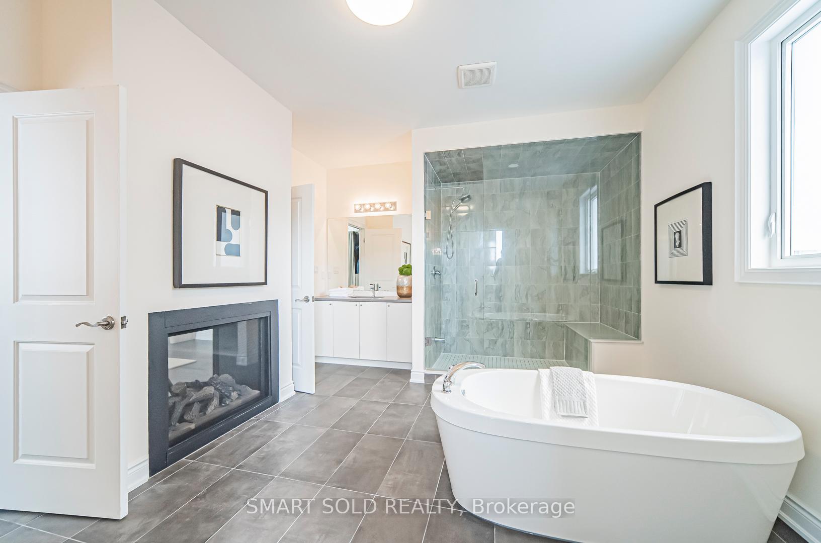 Photo 34 of 57 Kentbridge Way, Vaughan, Patterson — HOMEH