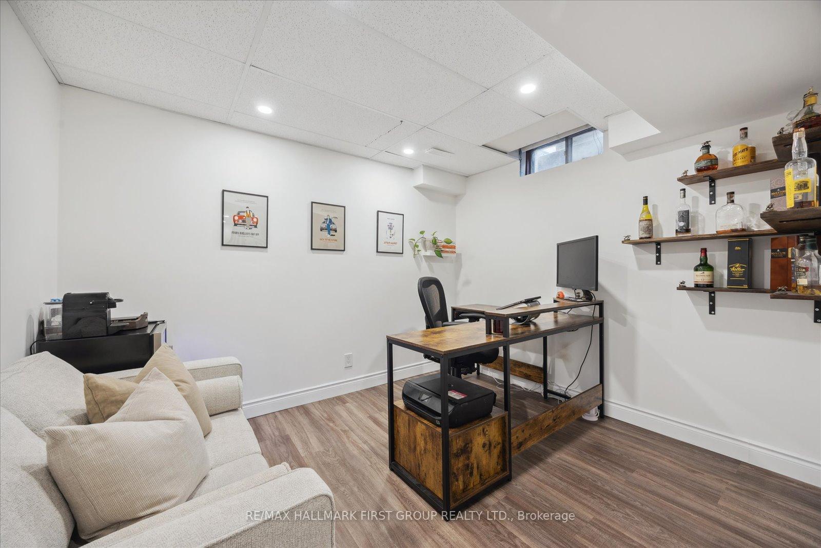 Photo 28 of 821 Red Maple Court, Whitby, Williamsburg — HOMEH