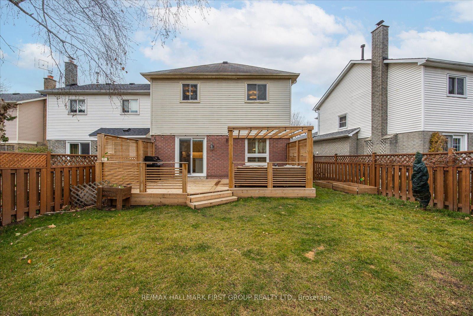 Photo 31 of 821 Red Maple Court, Whitby, Williamsburg — HOMEH