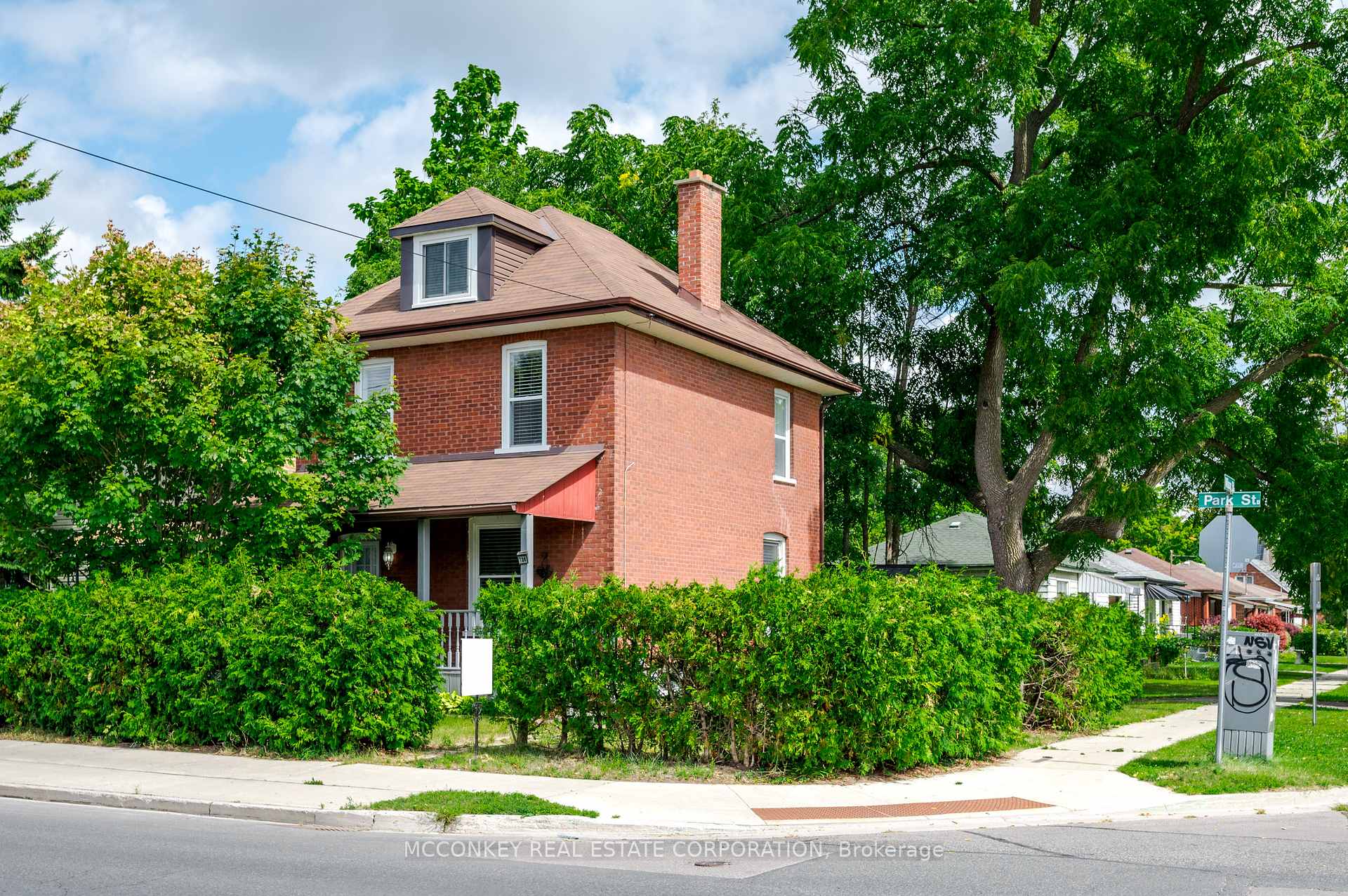 Front of 730 Park Street S