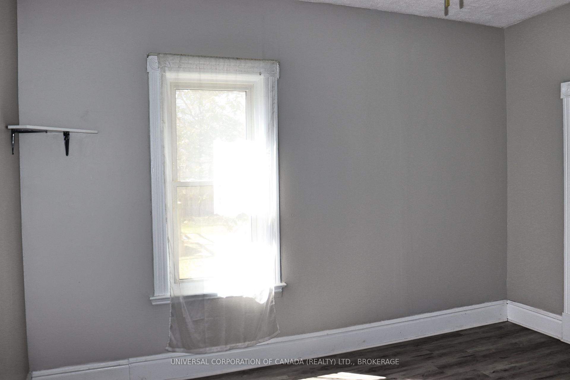 Photo 9 of 11 Forest Street W, Aylmer — HOMEH