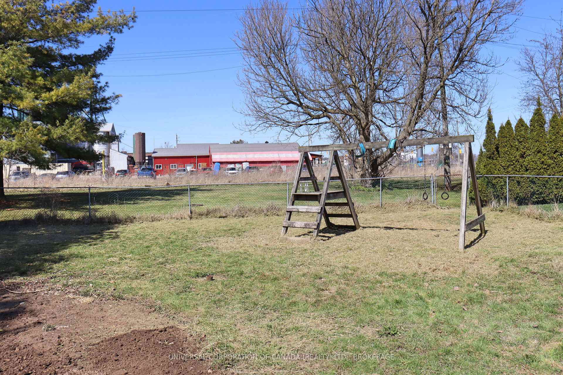 Photo 21 of 11 Forest Street W, Aylmer — HOMEH