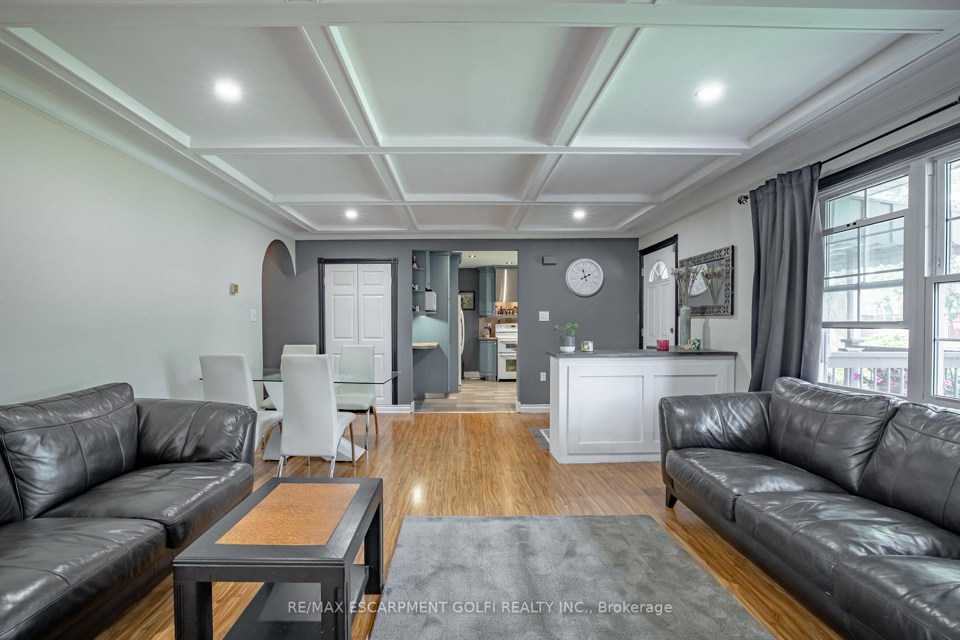 Photo 7 of 3 Maplewood Crescent, Welland, Prince Charles — HOMEH