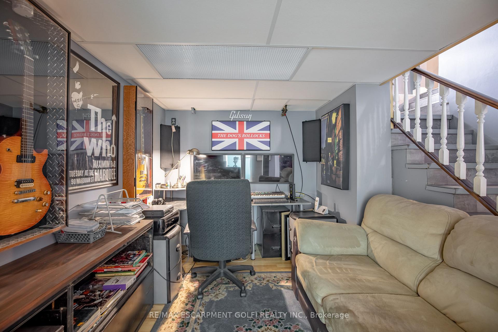 Photo 21 of 3 Maplewood Crescent, Welland, Prince Charles — HOMEH