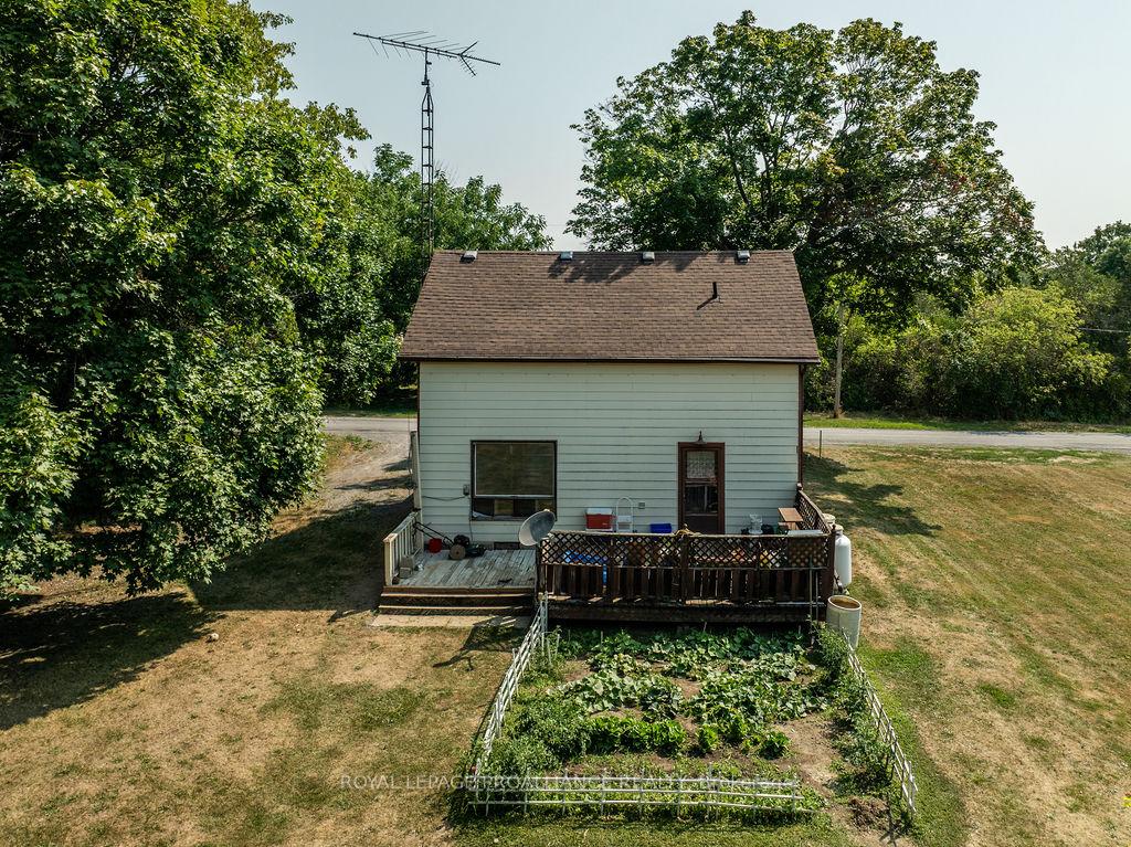 Photo 2 of 72 Doxtator Drive, Belleville, Belleville Ward — HOMEH