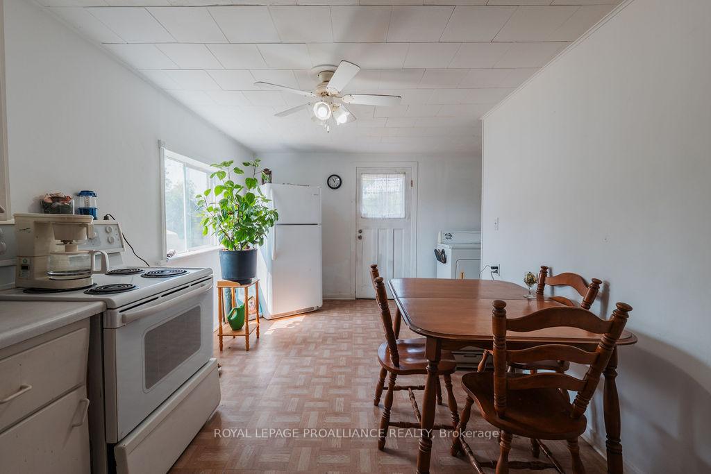 Photo 14 of 72 Doxtator Drive, Belleville, Belleville Ward — HOMEH