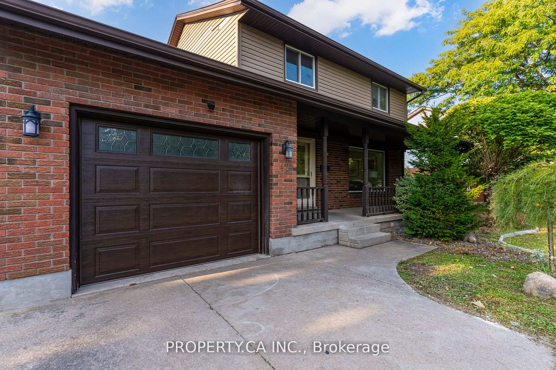 Photo 4 of 42 Mccrae Drive, Welland, N. Welland — HOMEH