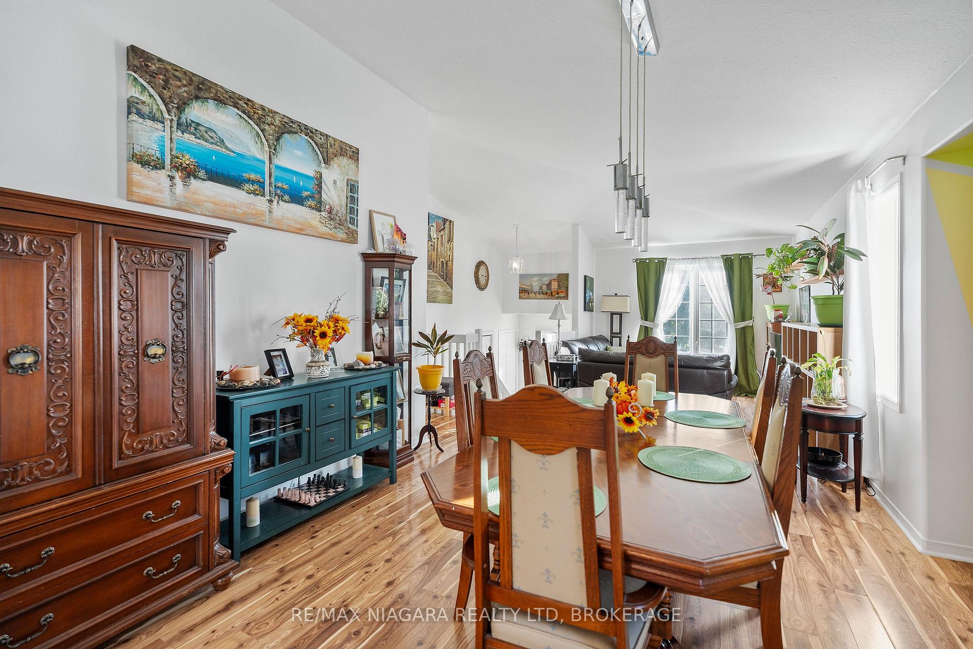 Photo 8 of 283 Oakcrest Avenue, Welland, West Welland — HOMEH