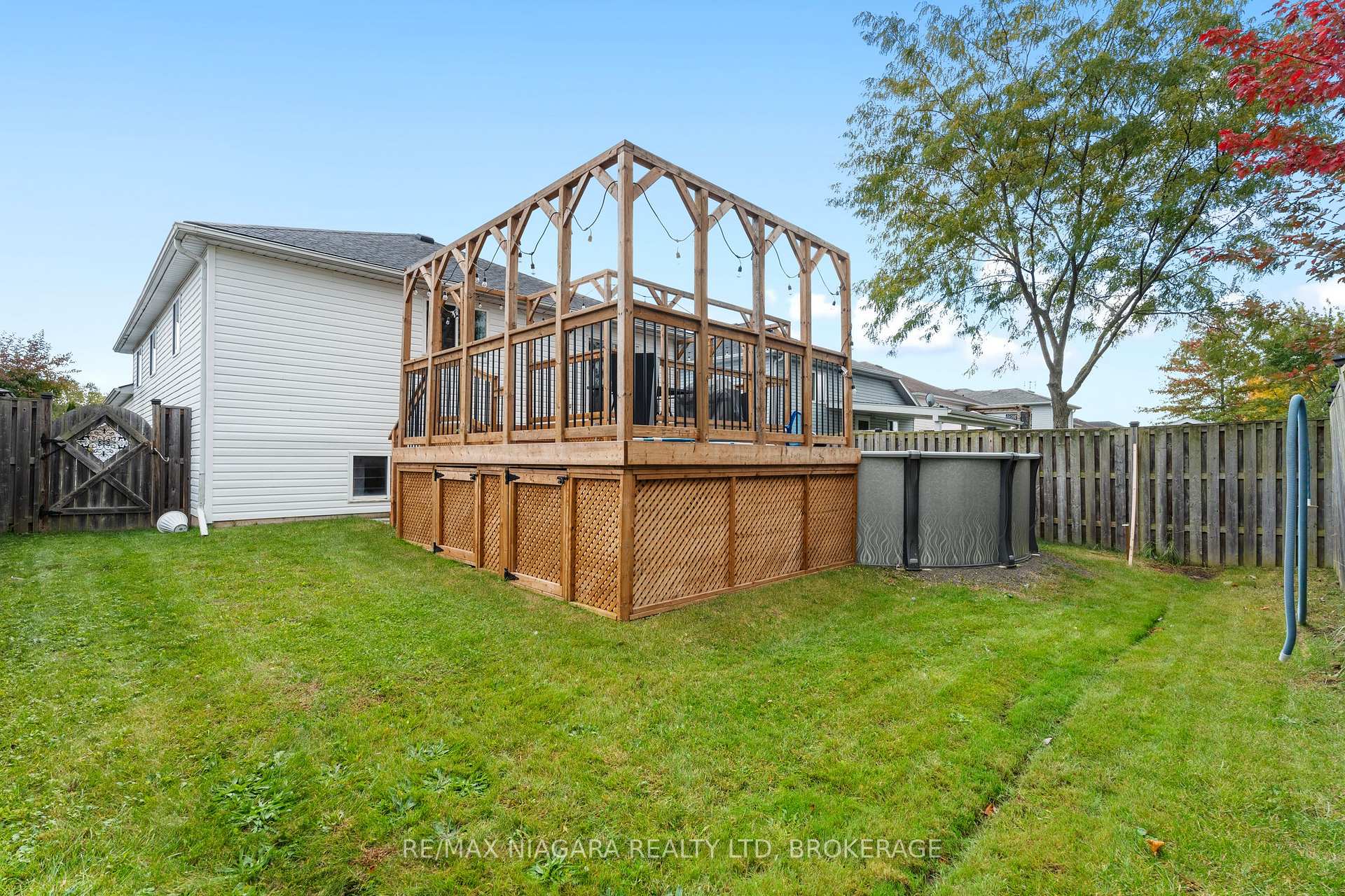 Photo 35 of 283 Oakcrest Avenue, Welland, West Welland — HOMEH