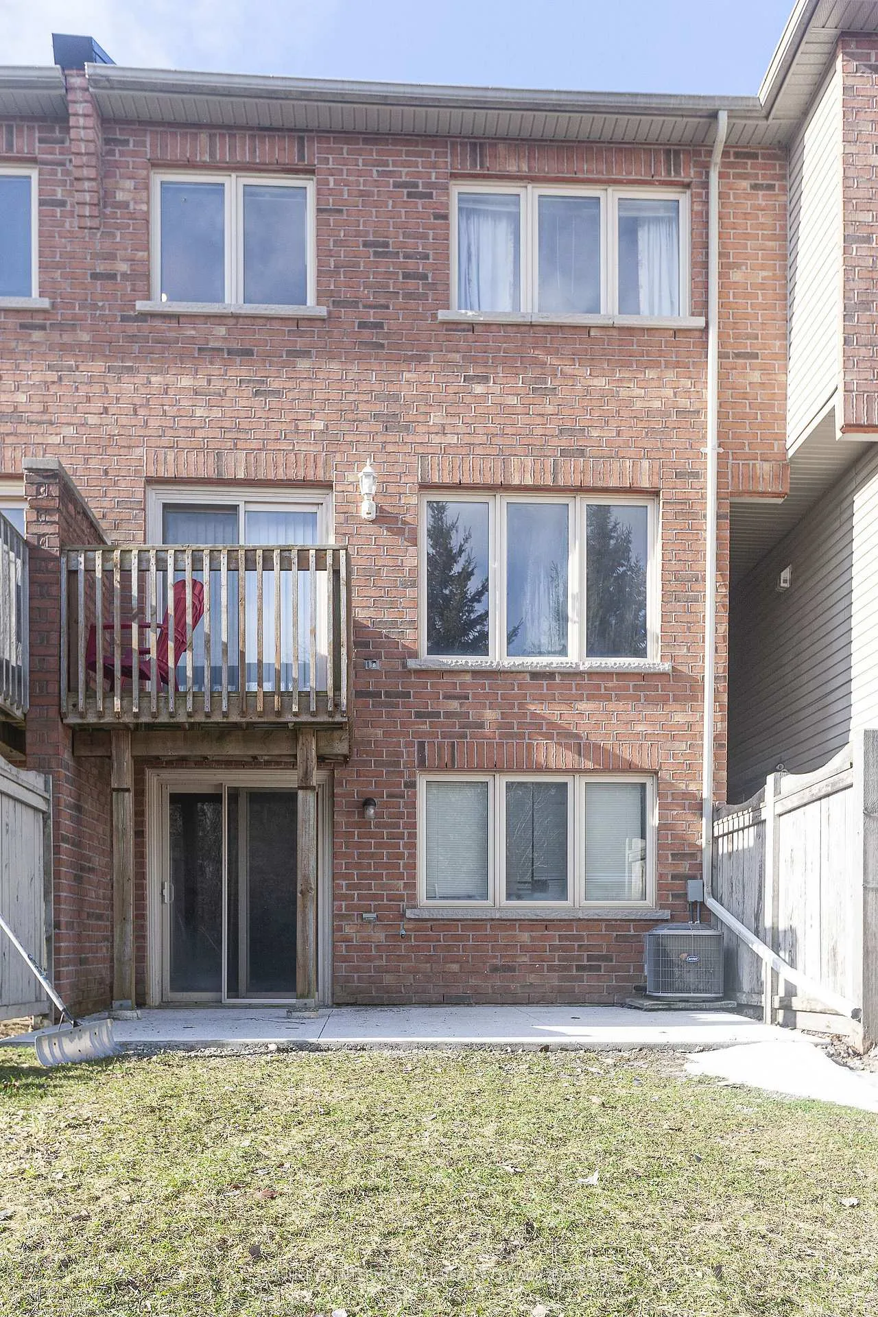 Photo 33 of 75 Rockgarden Trail, Brampton, Sandringham-Wellington — HOMEH