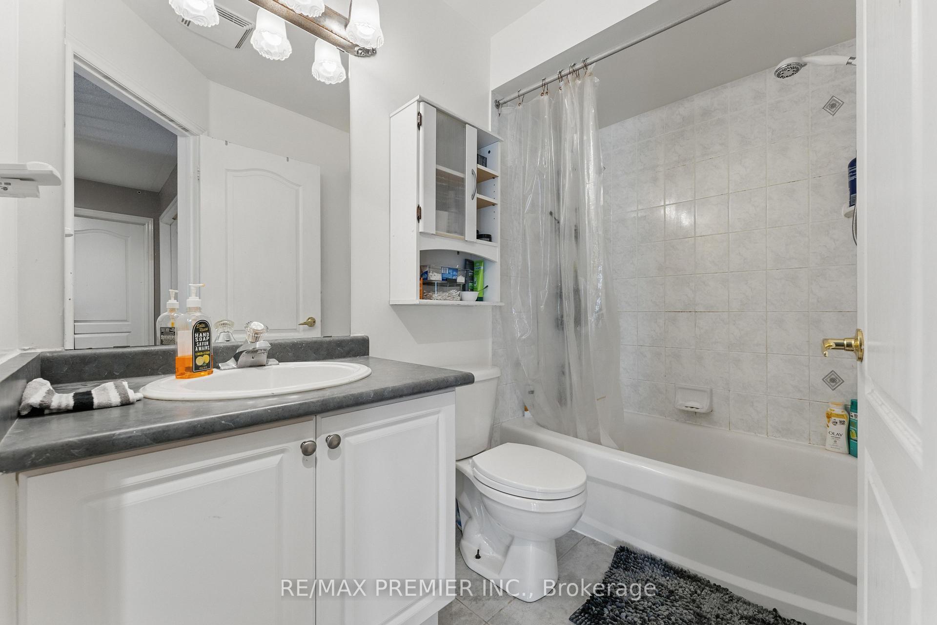 Photo 22 of 20 Bucksaw Drive, Vaughan, Vellore Village — HOMEH