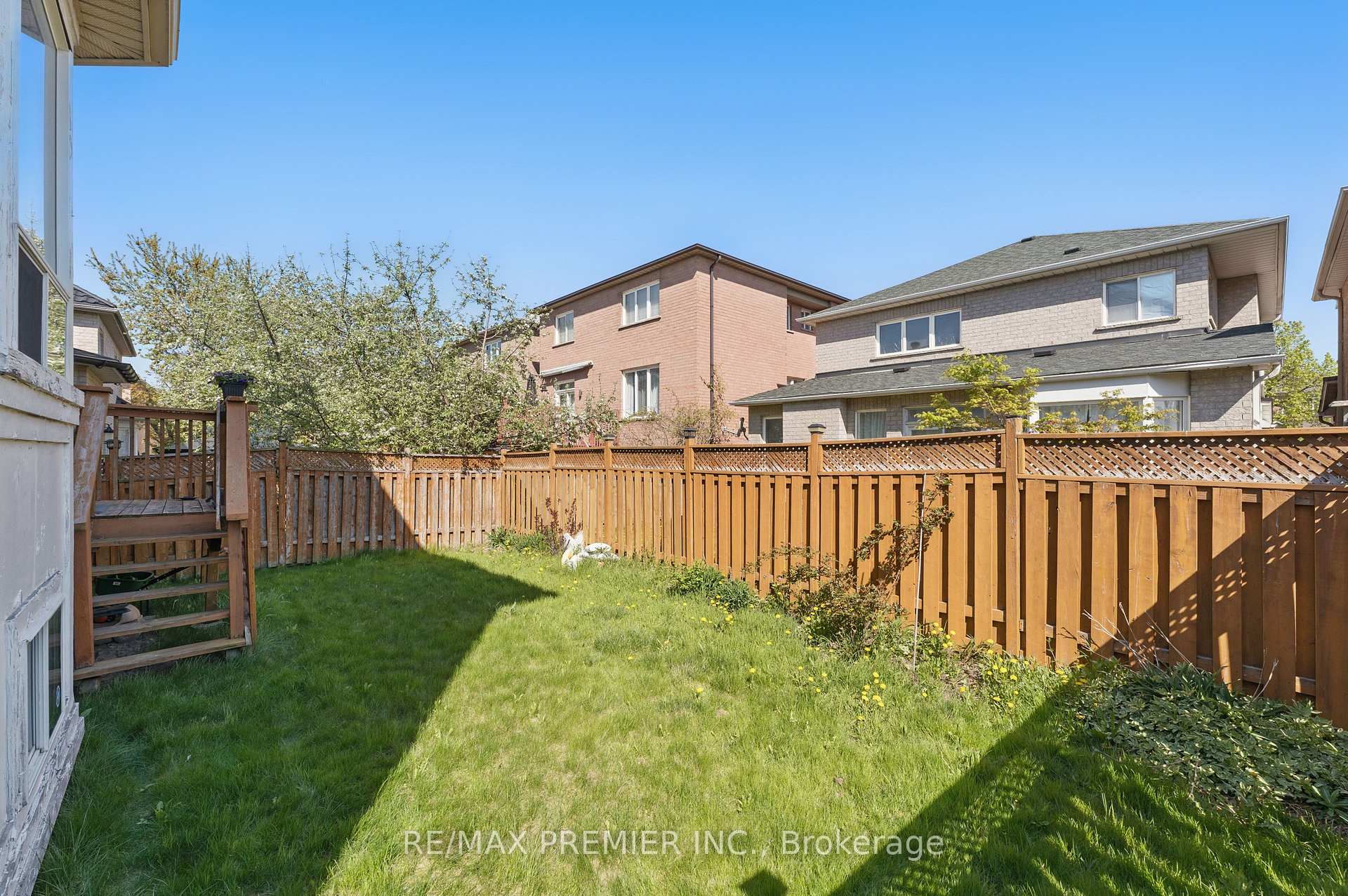 Photo 32 of 20 Bucksaw Drive, Vaughan, Vellore Village — HOMEH
