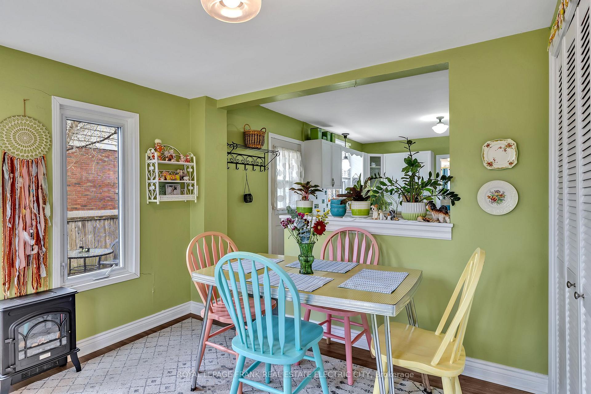 Photo 17 of 179 Aberdeen Avenue, Peterborough, Northcrest Ward 5 — HOMEH