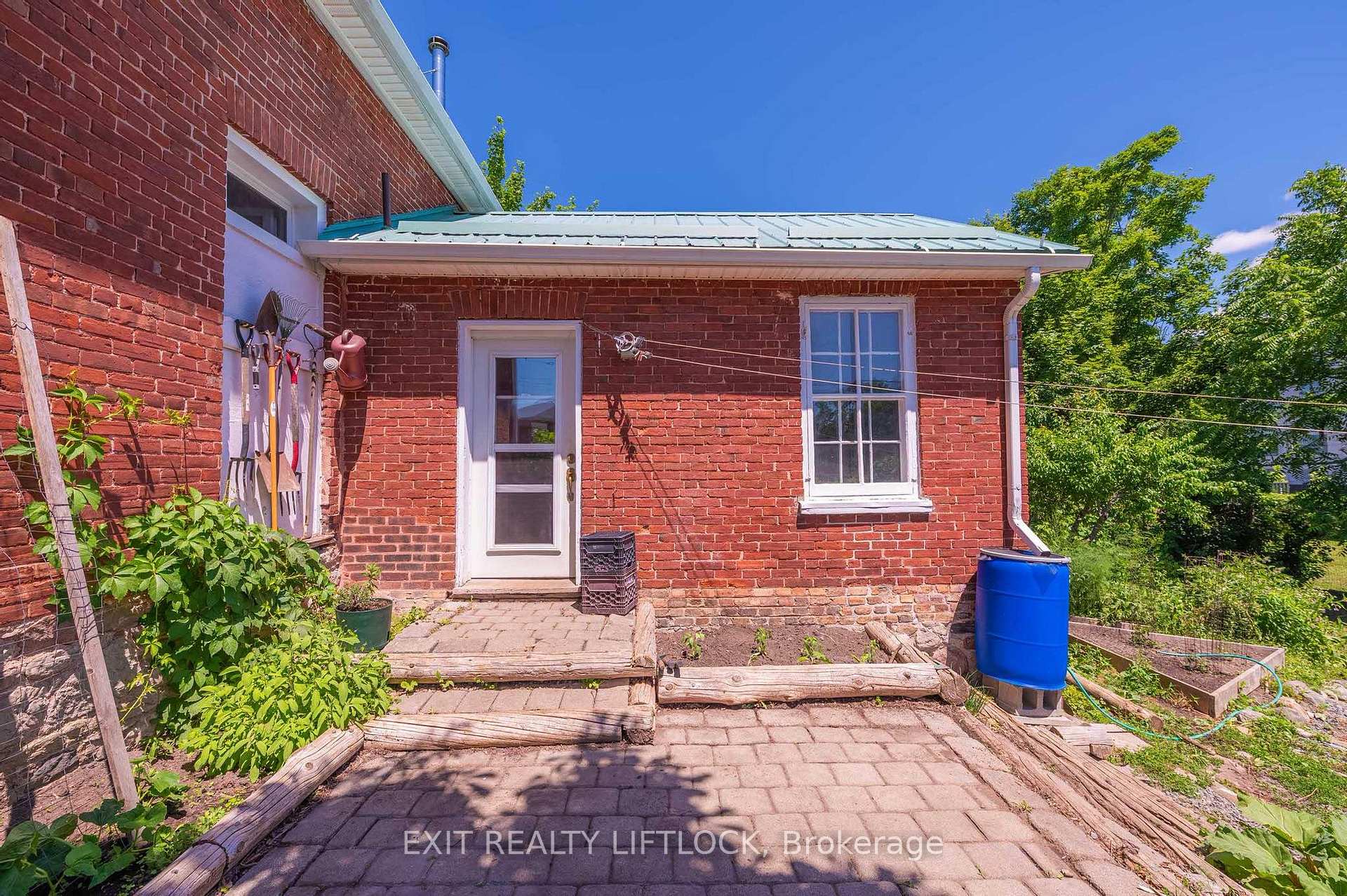 Photo 24 of 352 Mark Street, Peterborough, Ashburnham Ward 4 — HOMEH