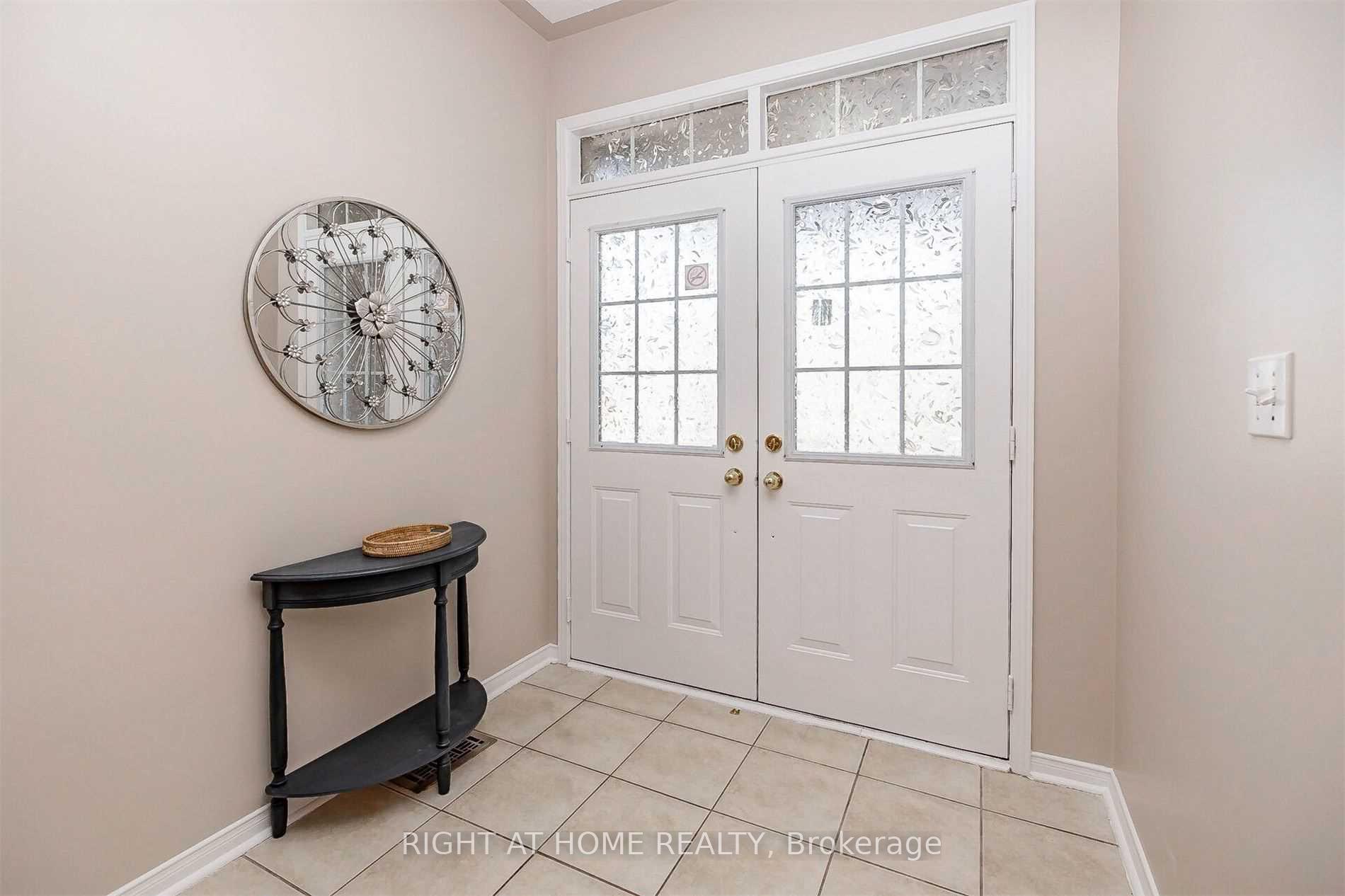 Photo 2 of 48 Pennyroyal Crescent, Brampton, Bramalea North Industrial — HOMEH