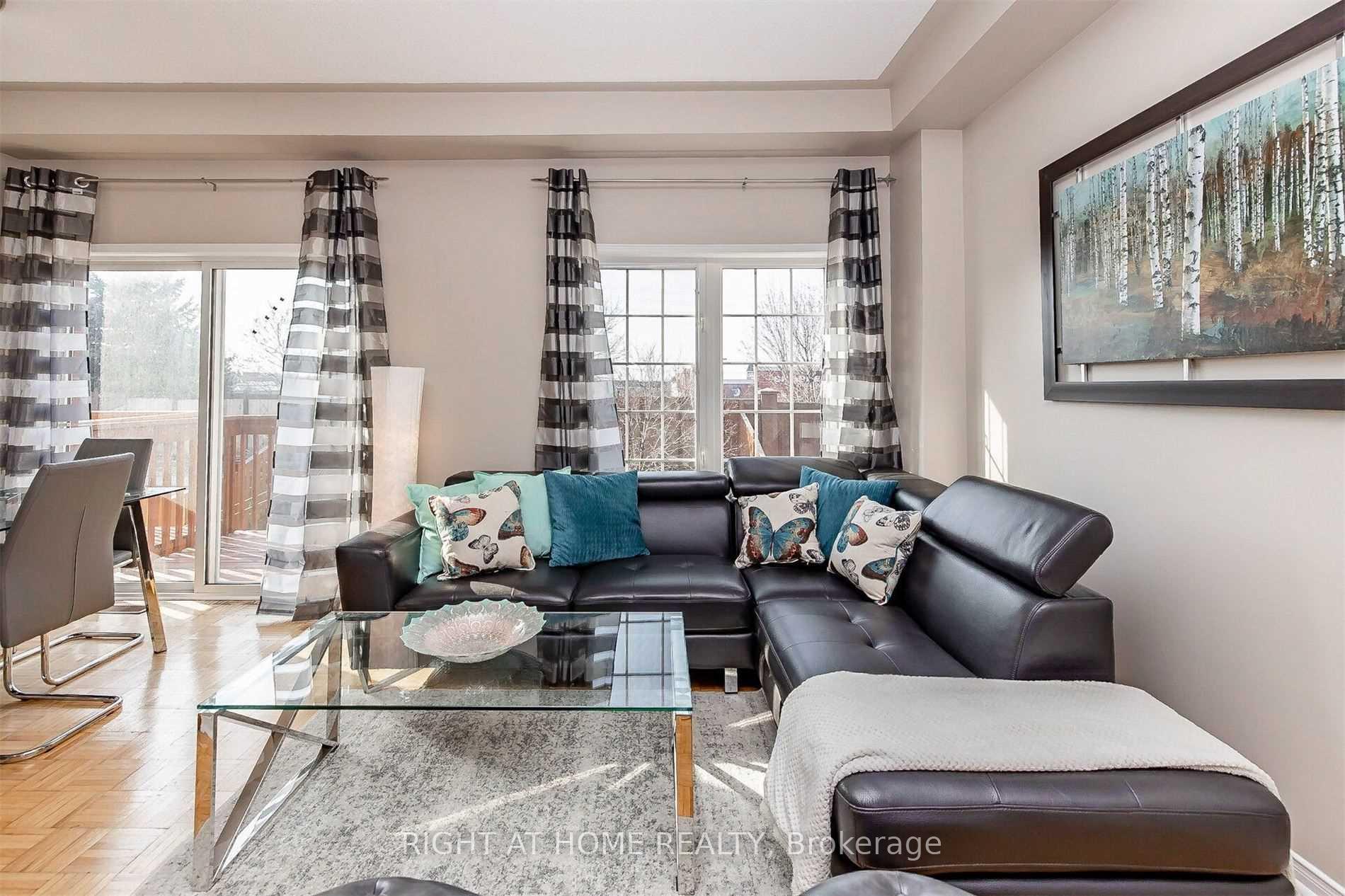 Photo 5 of 48 Pennyroyal Crescent, Brampton, Bramalea North Industrial — HOMEH
