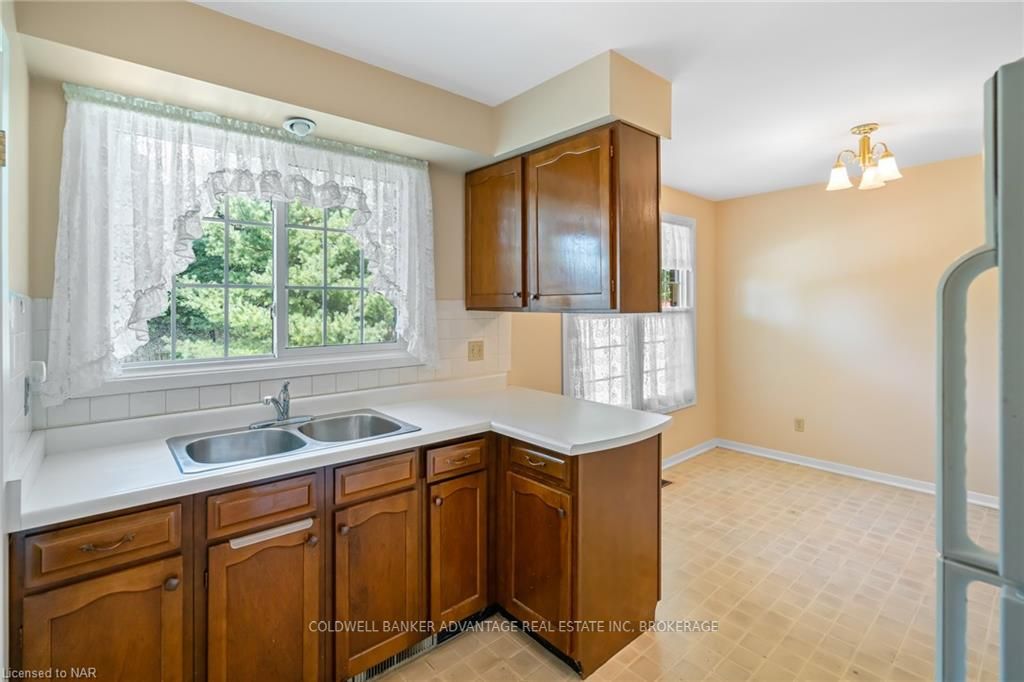Photo 10 of 6 Andora Court, Welland, Prince Charles — HOMEH
