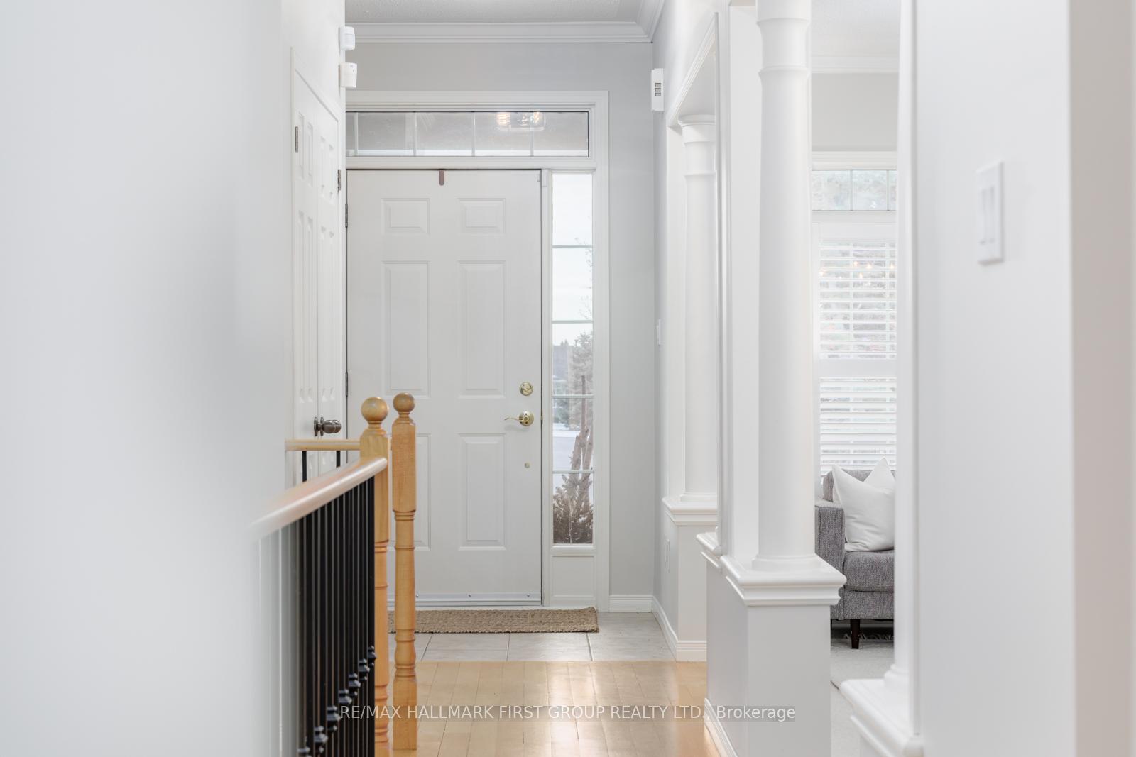 Photo 6 of 953 Greenleaf Circle, Oshawa, Taunton — HOMEH