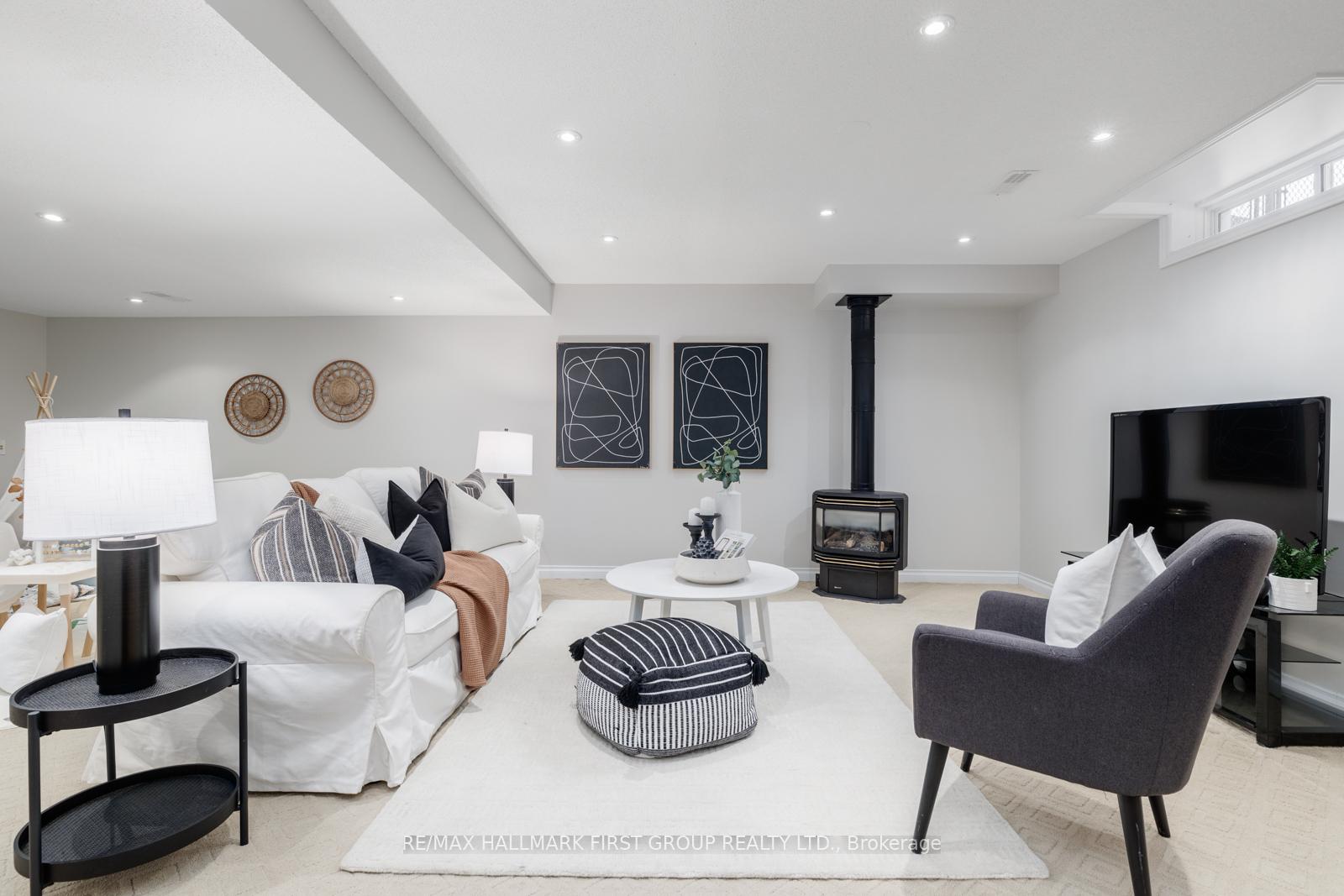 Photo 27 of 953 Greenleaf Circle, Oshawa, Taunton — HOMEH