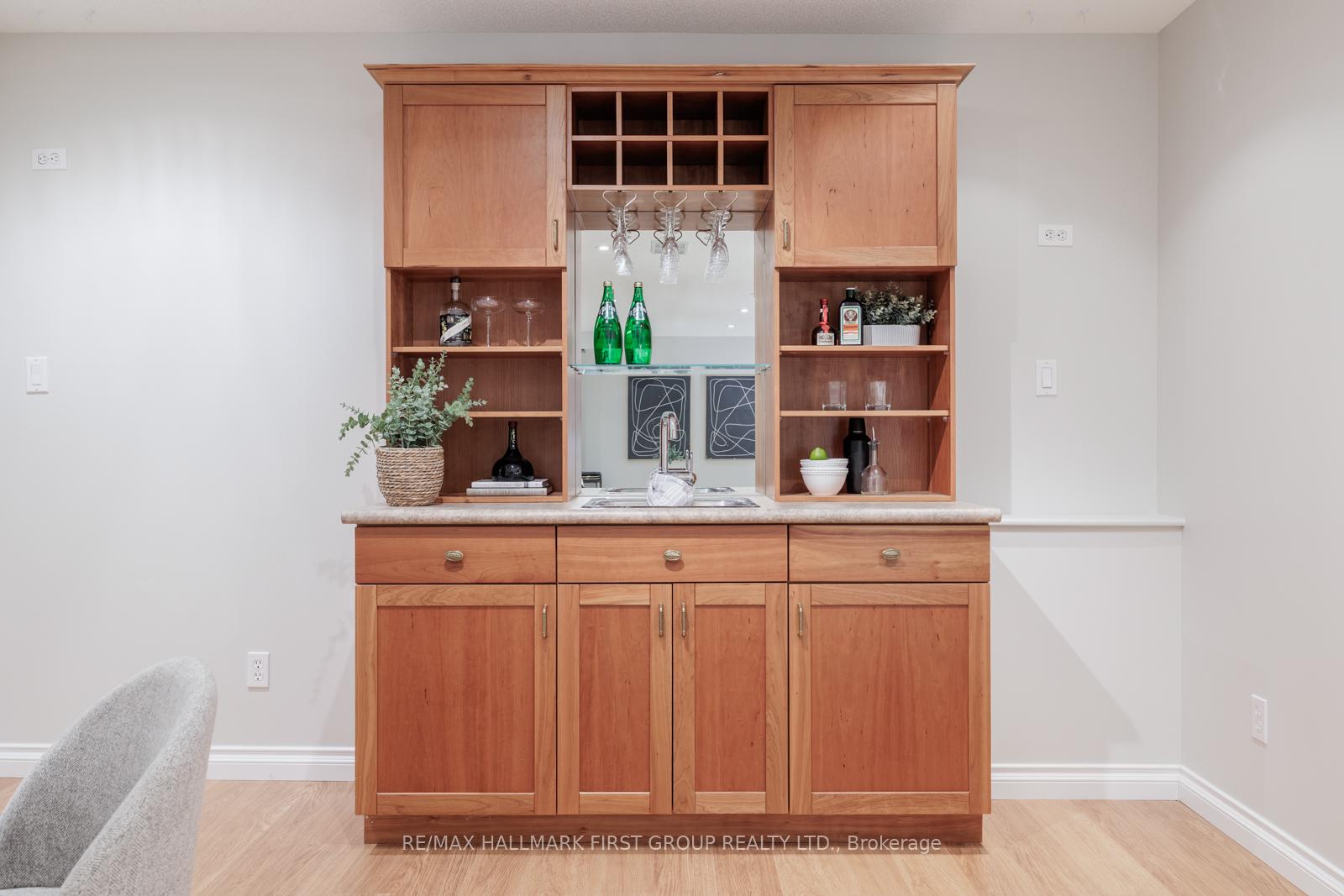 Photo 29 of 953 Greenleaf Circle, Oshawa, Taunton — HOMEH