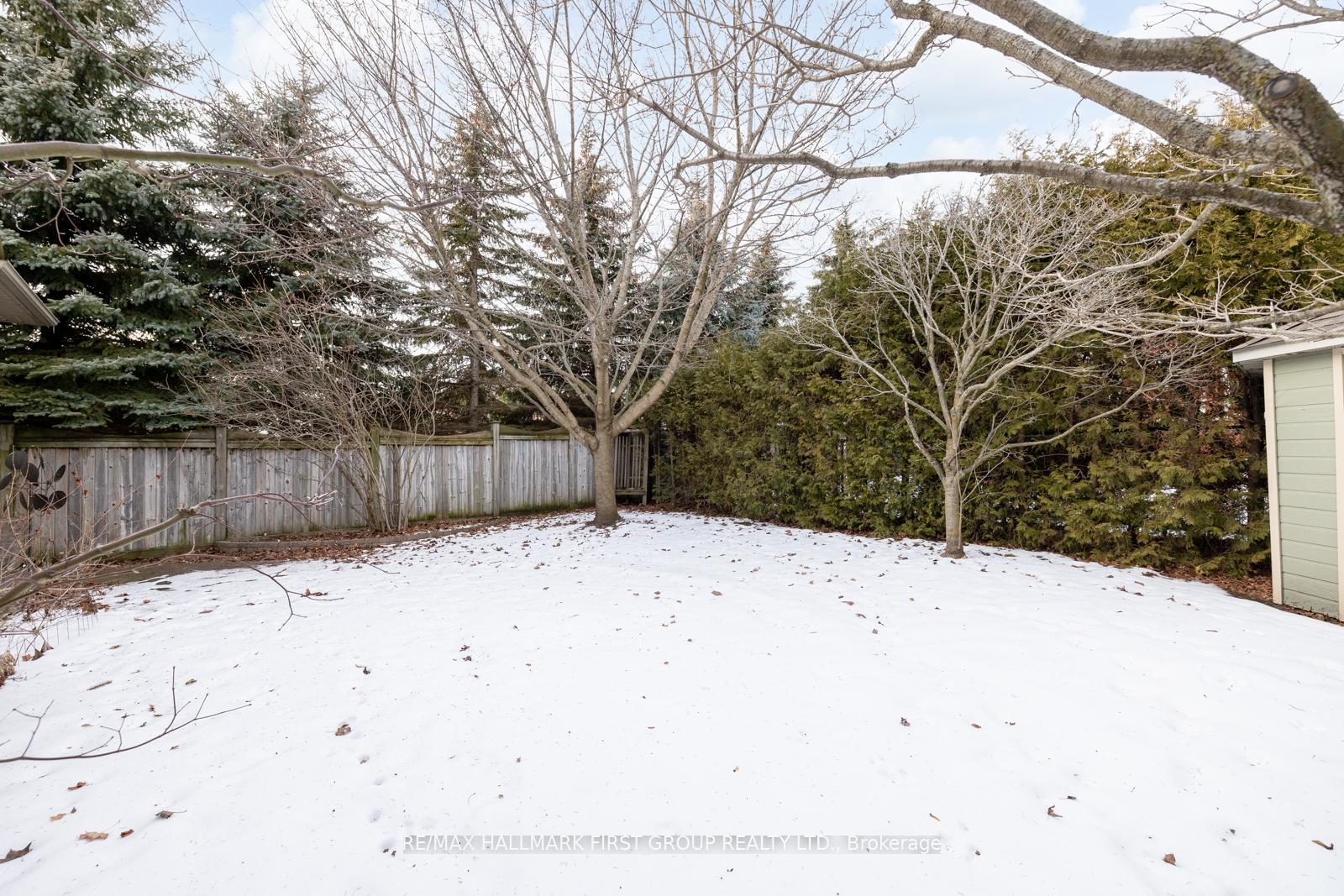 Photo 33 of 953 Greenleaf Circle, Oshawa, Taunton — HOMEH