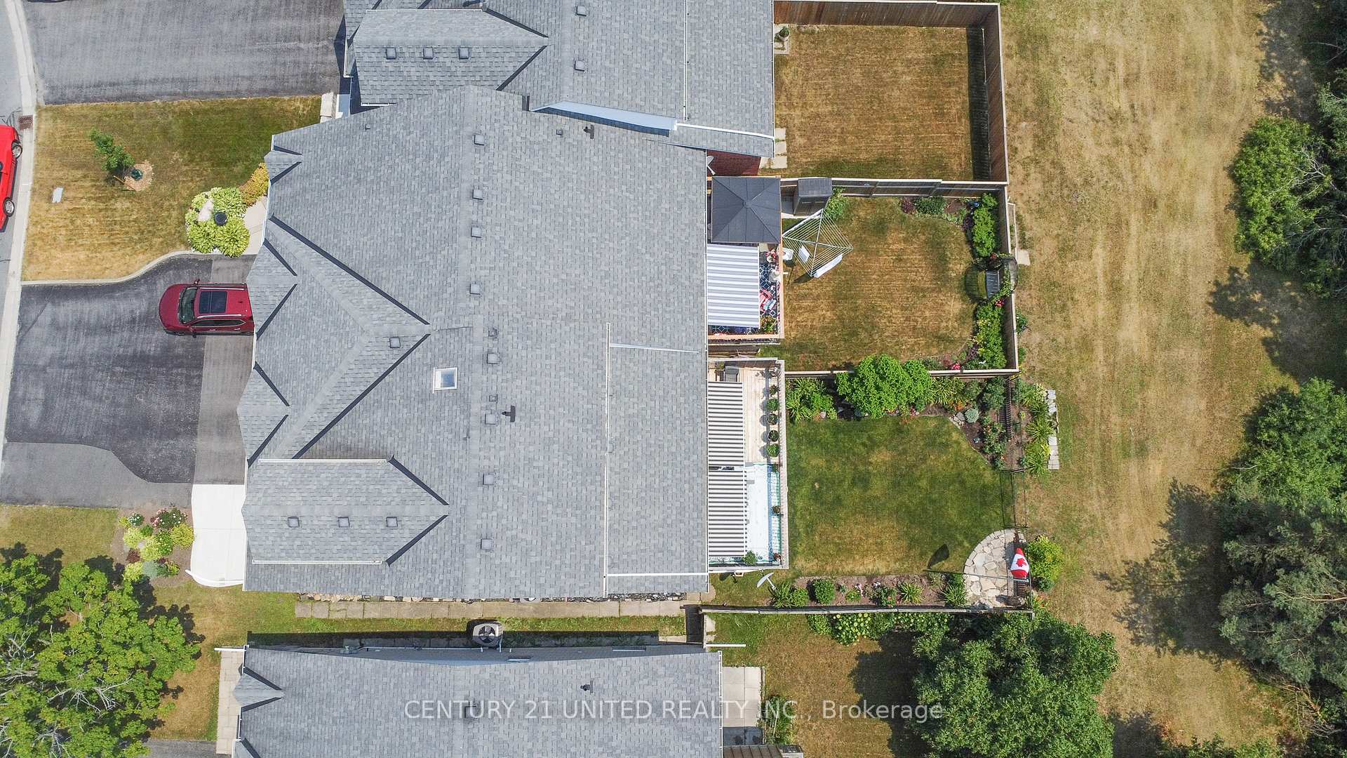 Photo 4 of 1360 Lillico Crescent, Peterborough, Monaghan Ward 2 — HOMEH
