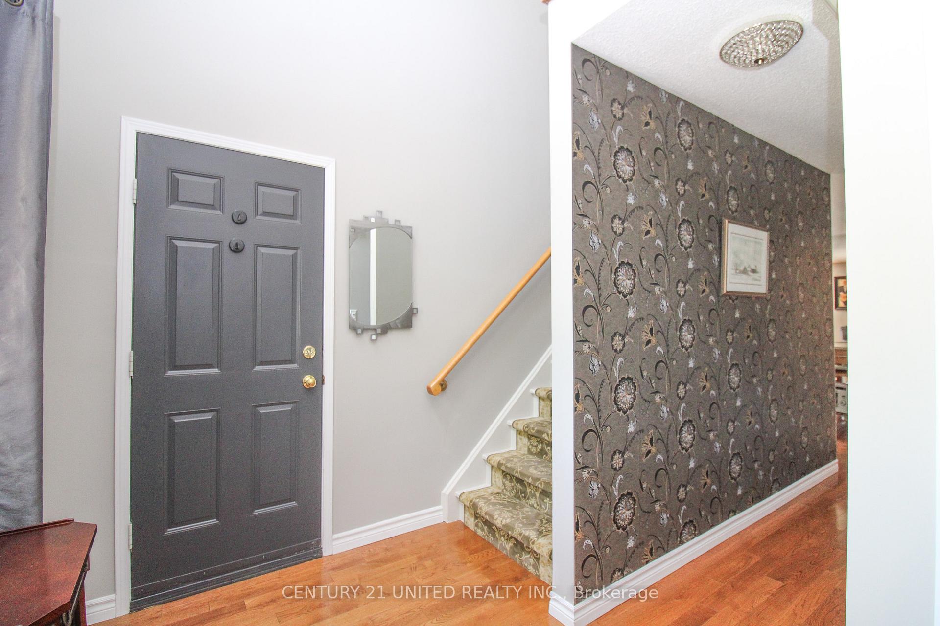 Photo 9 of 1360 Lillico Crescent, Peterborough, Monaghan Ward 2 — HOMEH