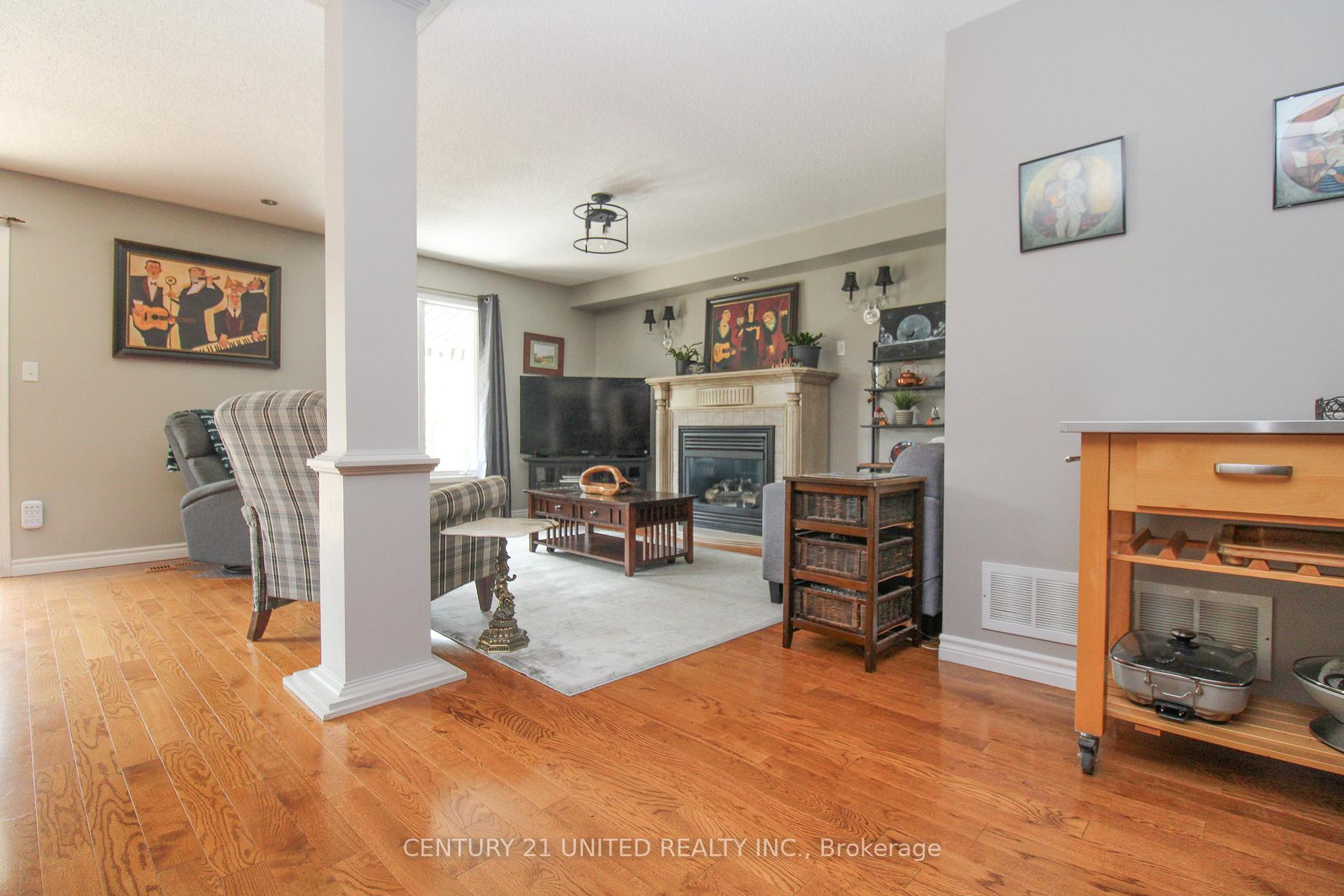 Photo 16 of 1360 Lillico Crescent, Peterborough, Monaghan Ward 2 — HOMEH