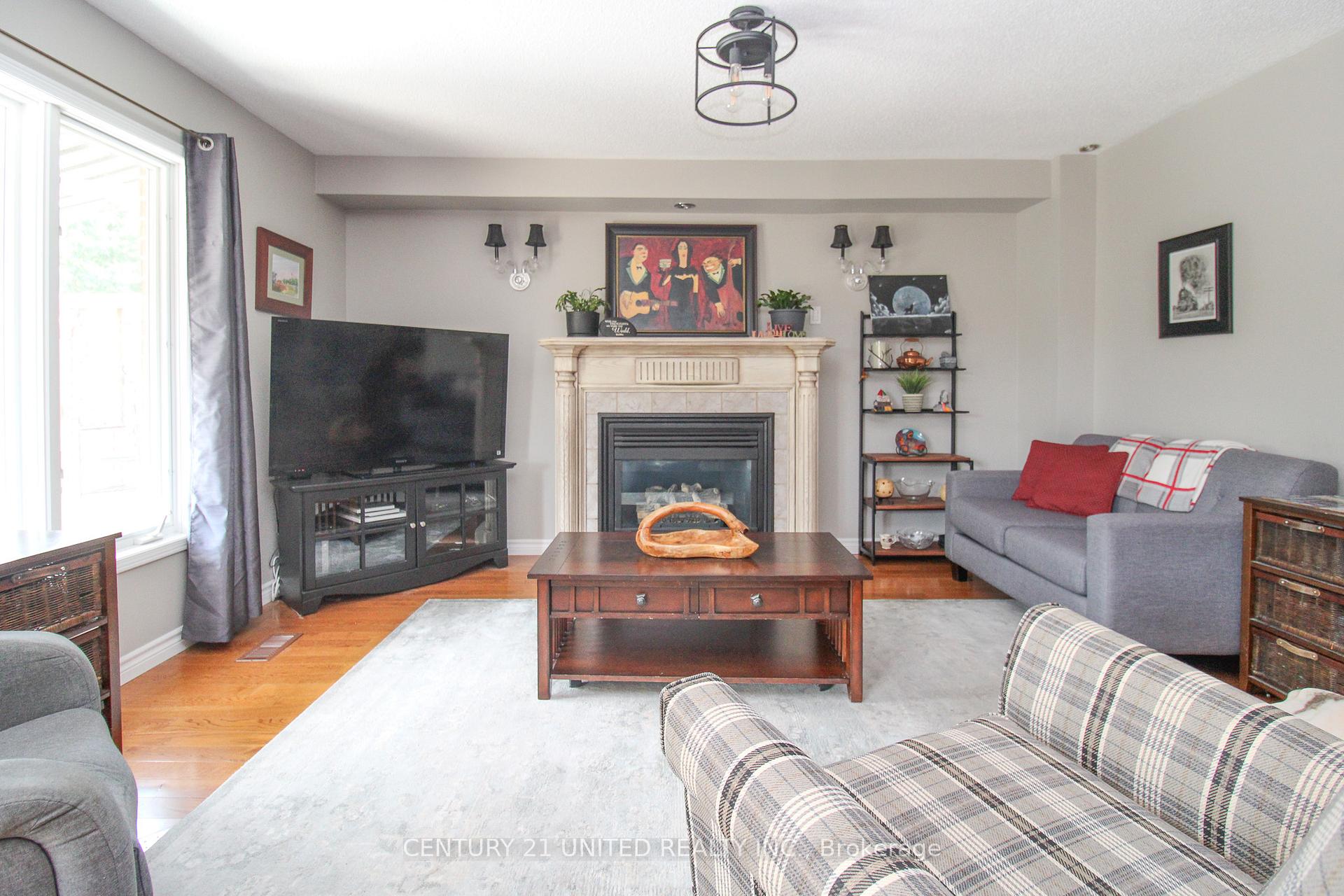 Photo 17 of 1360 Lillico Crescent, Peterborough, Monaghan Ward 2 — HOMEH
