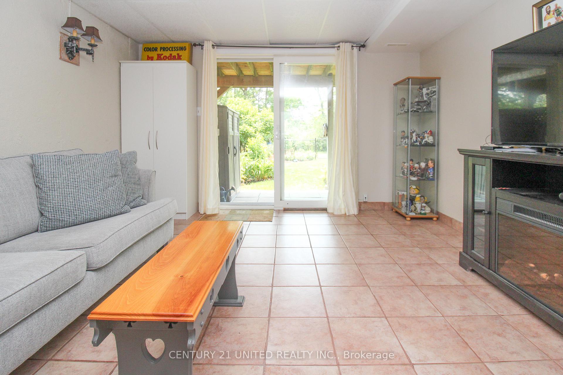 Photo 37 of 1360 Lillico Crescent, Peterborough, Monaghan Ward 2 — HOMEH