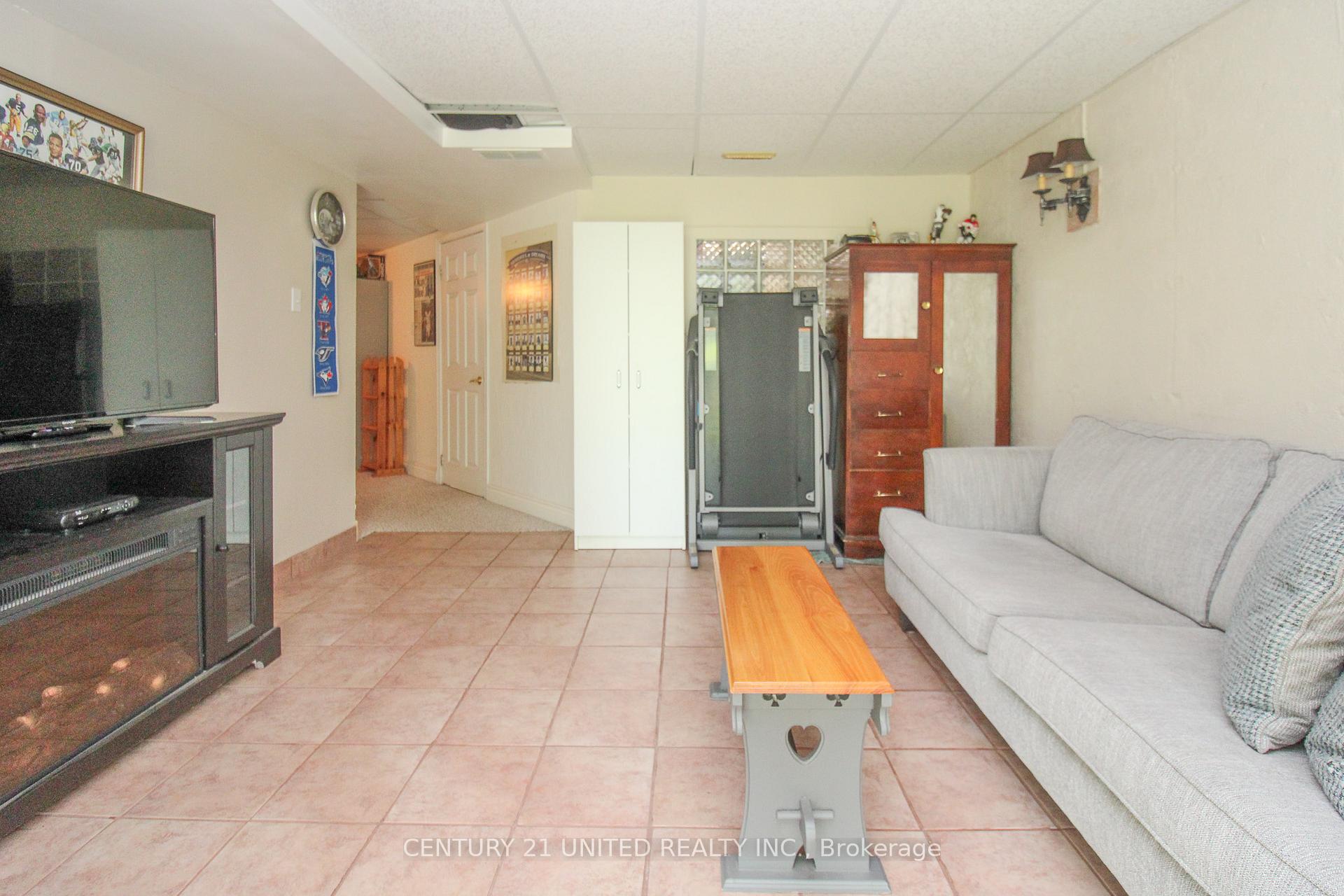 Photo 39 of 1360 Lillico Crescent, Peterborough, Monaghan Ward 2 — HOMEH