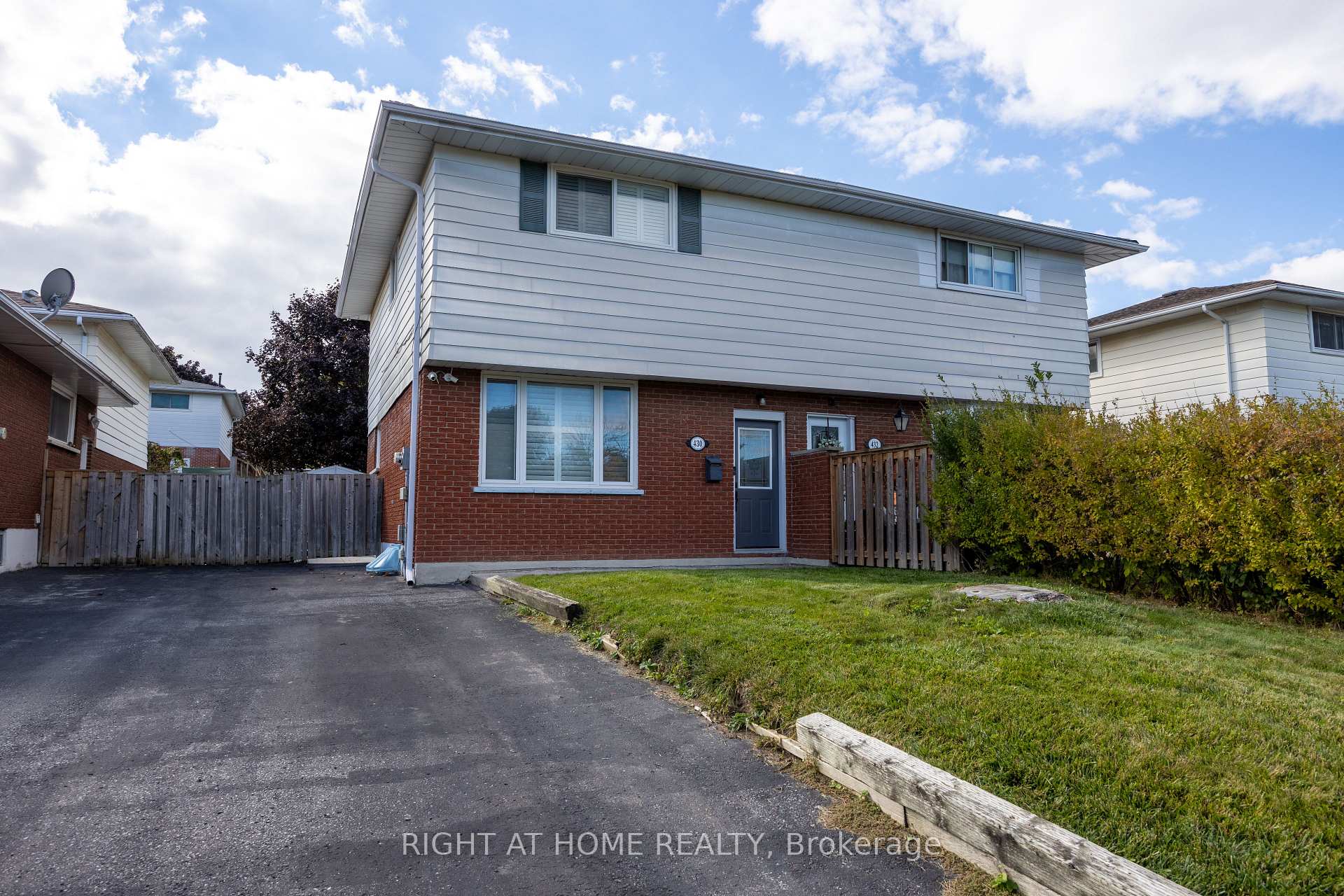 Photo 1 of 430 Oshawa Boulevard N, Oshawa, O'Neill — HOMEH